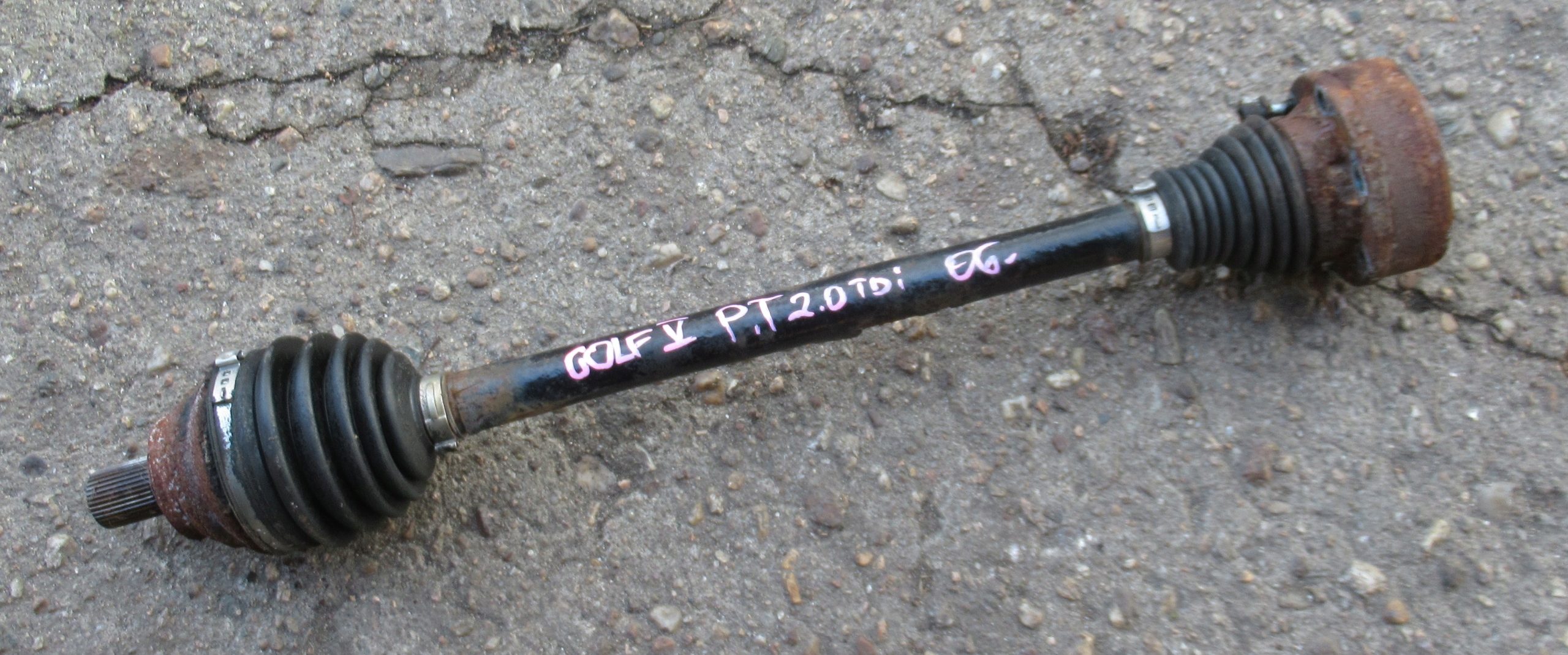 VW GOLF V 2.0 TDI semi-axis right rear part