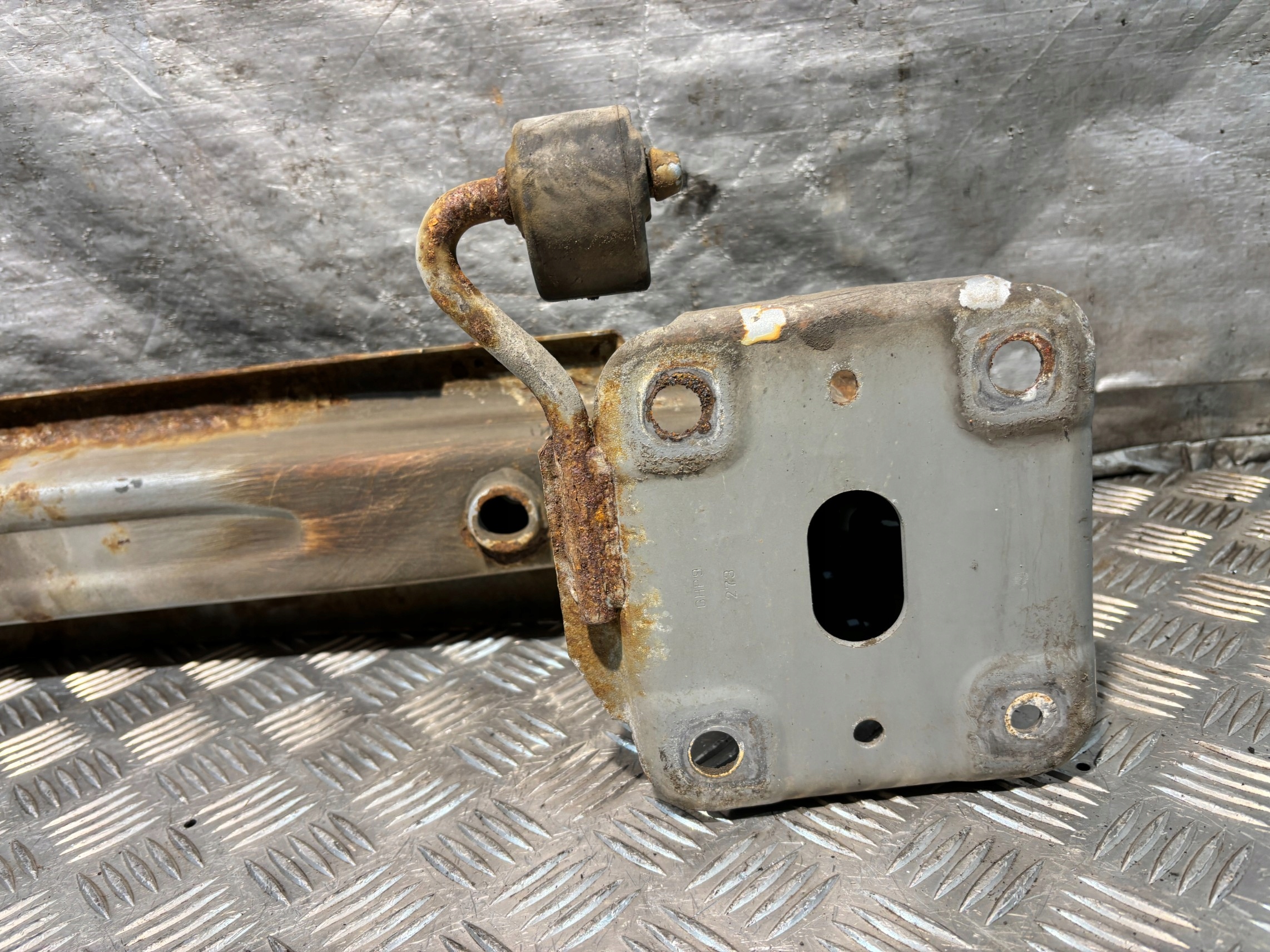 bumper support rear part Mazda 6 GJ Kombi GHP9262