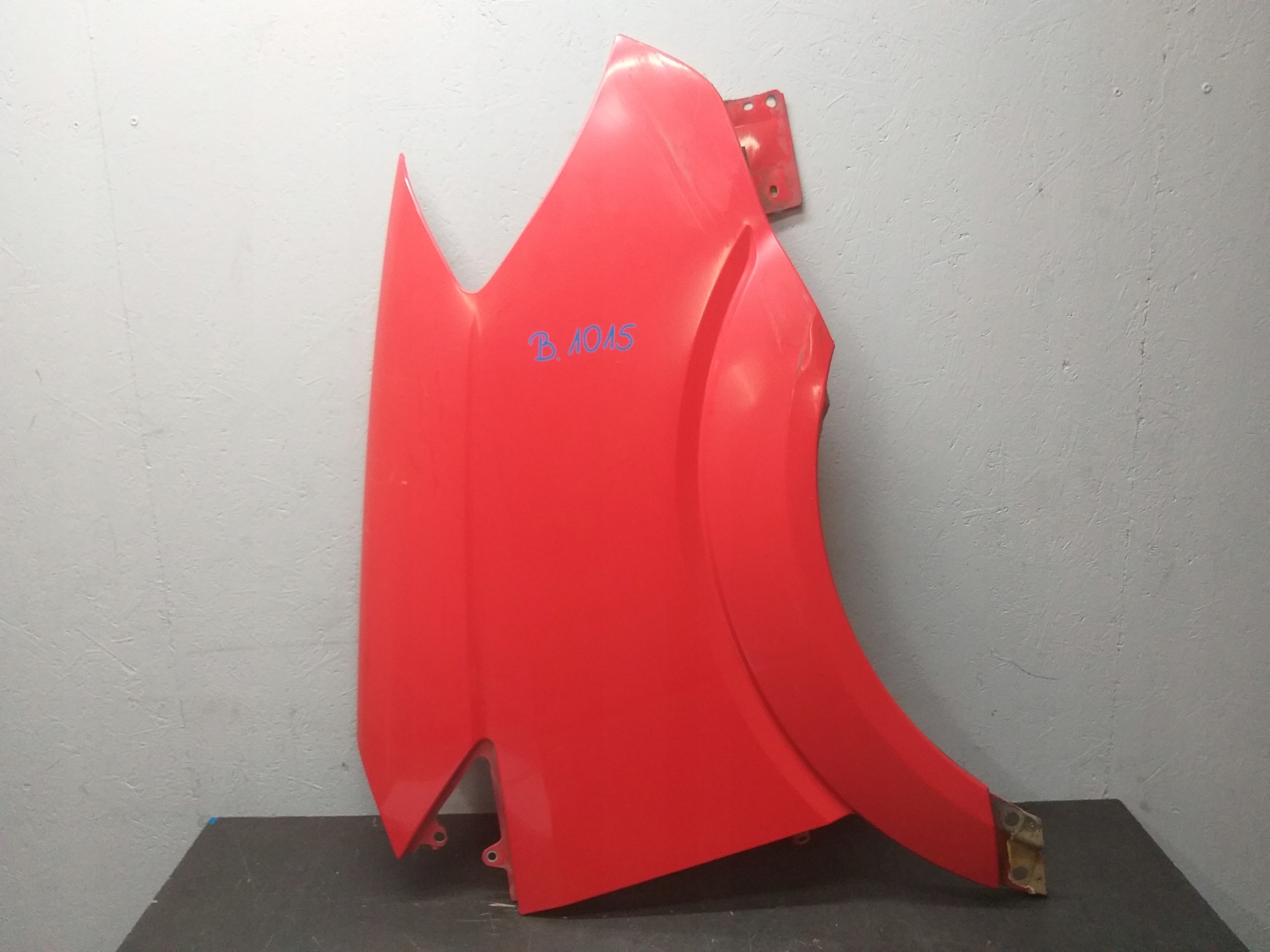 FENDER FRONT RIGHT MERCEDES SPRINTER W906 LIFT 14