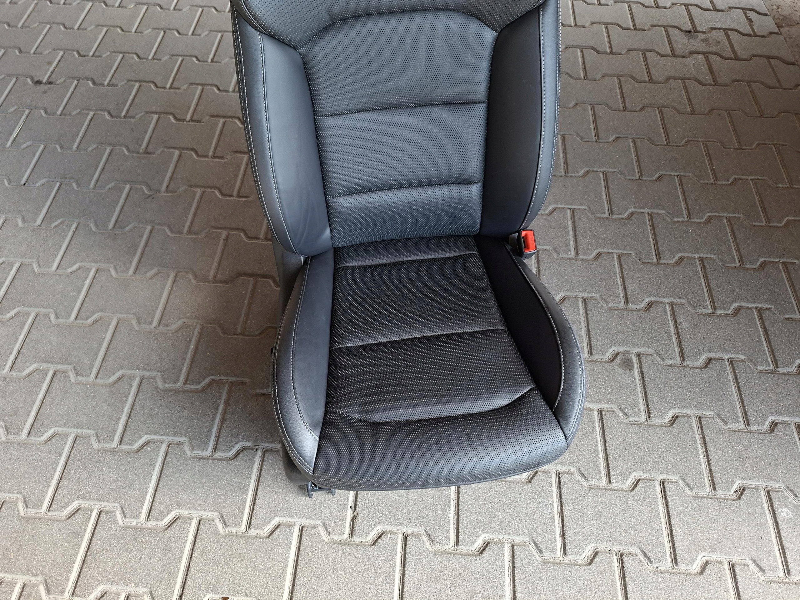 seat front front right complete electrical SSANGYONG KGM TORRES EVX