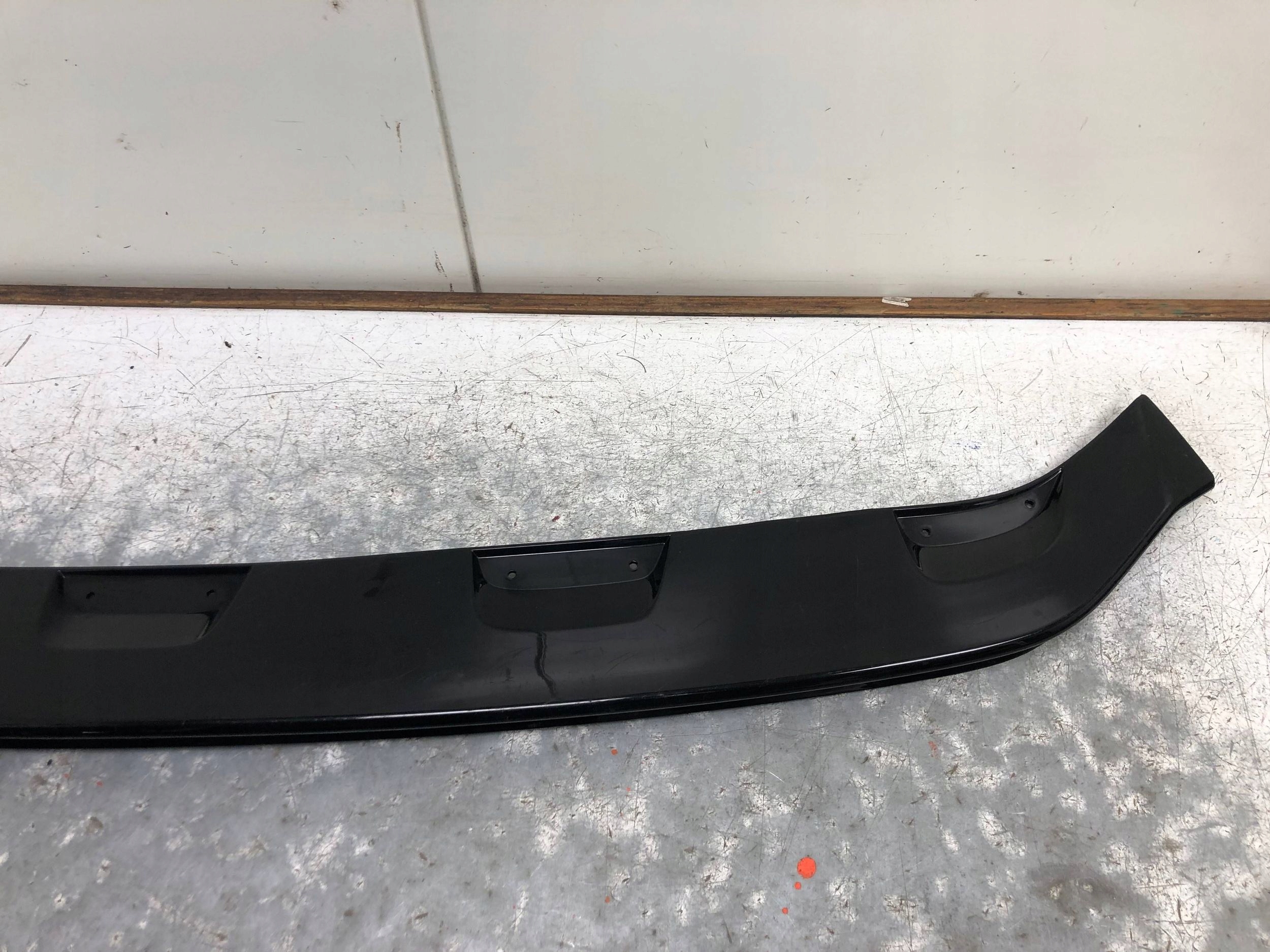 spoiler accessories of a bumper front VW T6 7LA807837