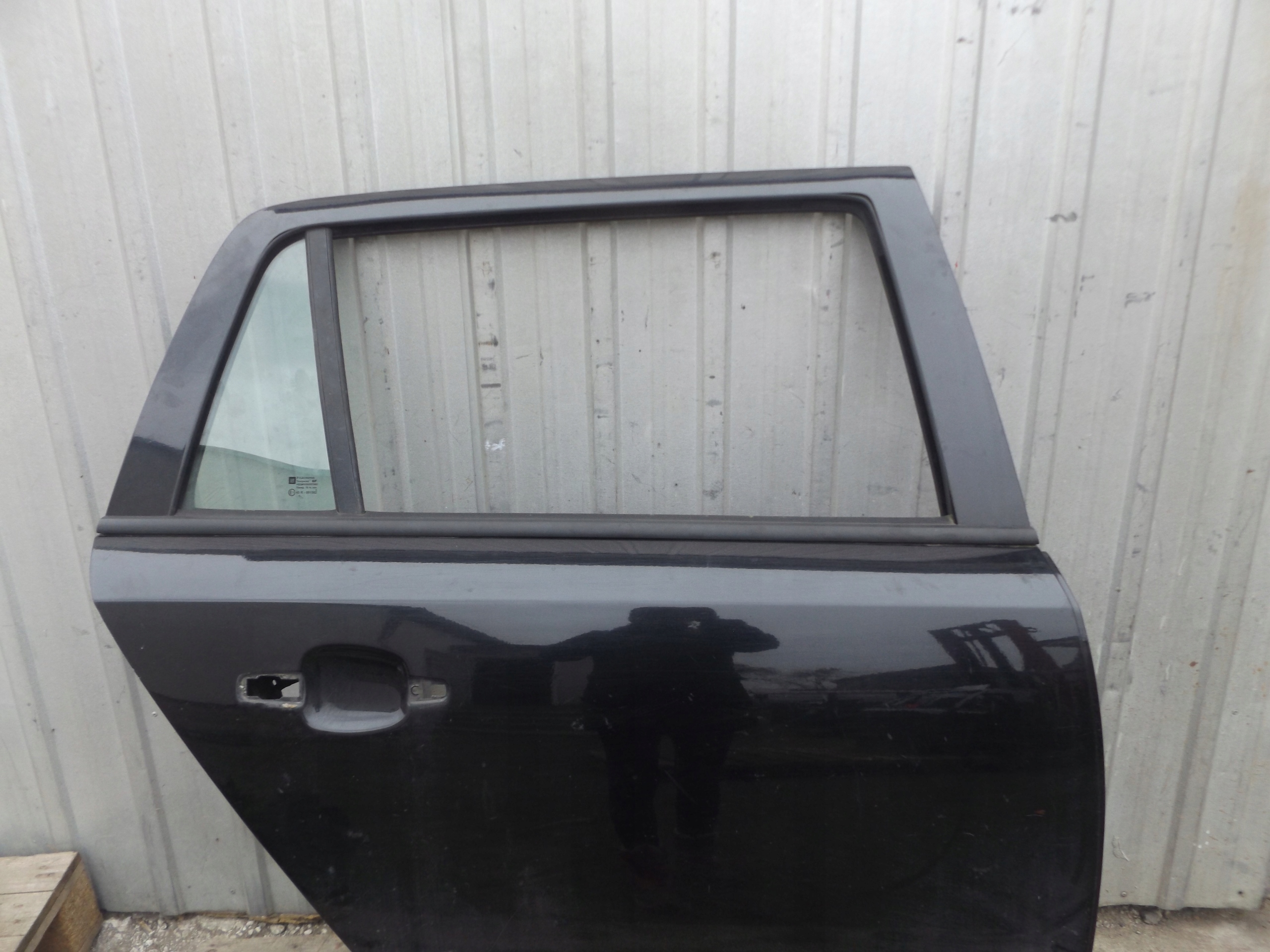 ASTRA III KOMBI DRZWI PRAWY TYŁ Z20R Strona zabudowy tył - prawa