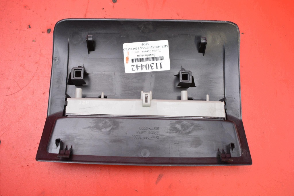 phare STOPU STOP 81977-12220 TOYOTA COROLLA E21 berline 18-25