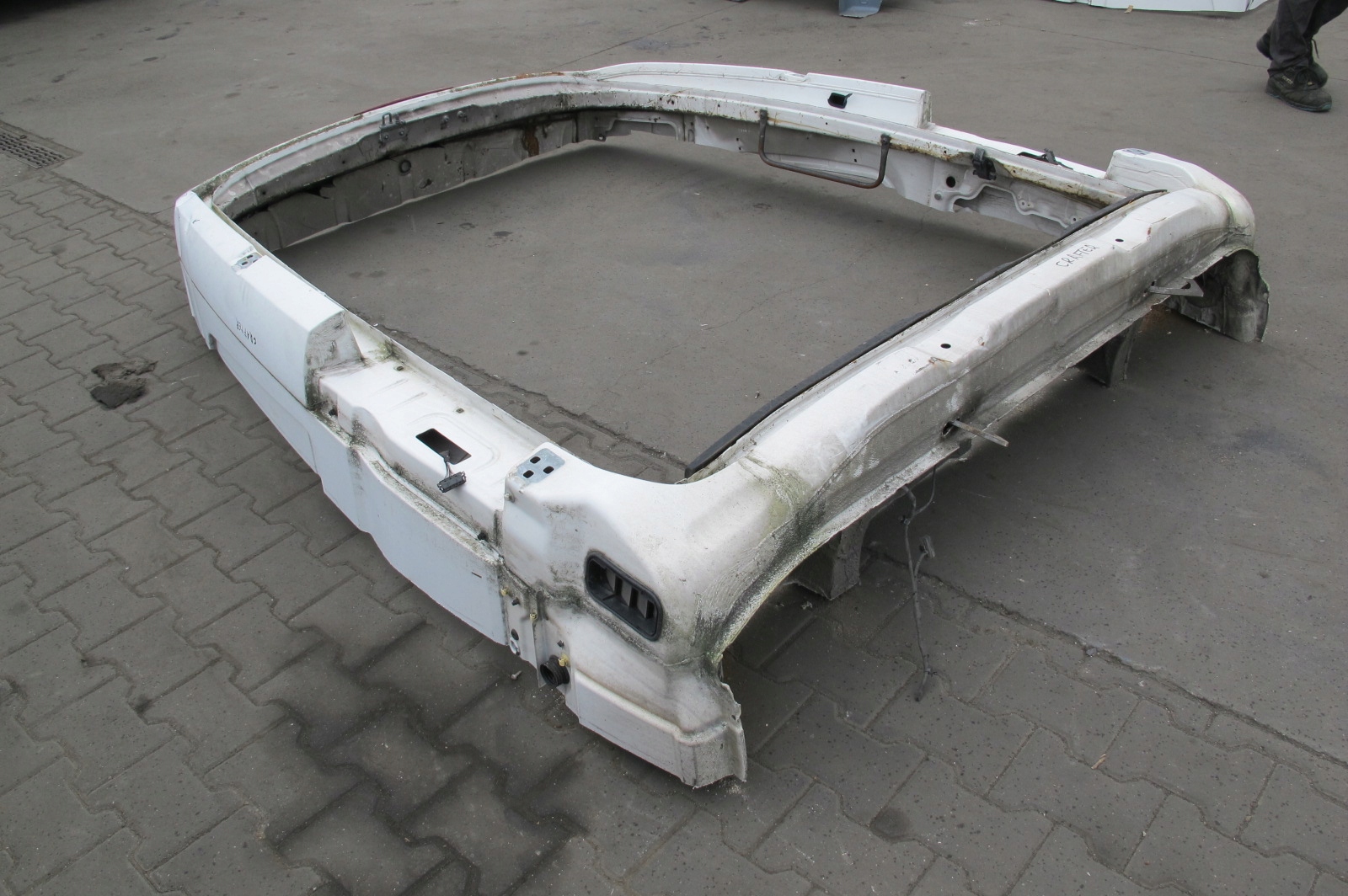 CRAFTER and 2E SPRINTER 906 rear panel pillar right left