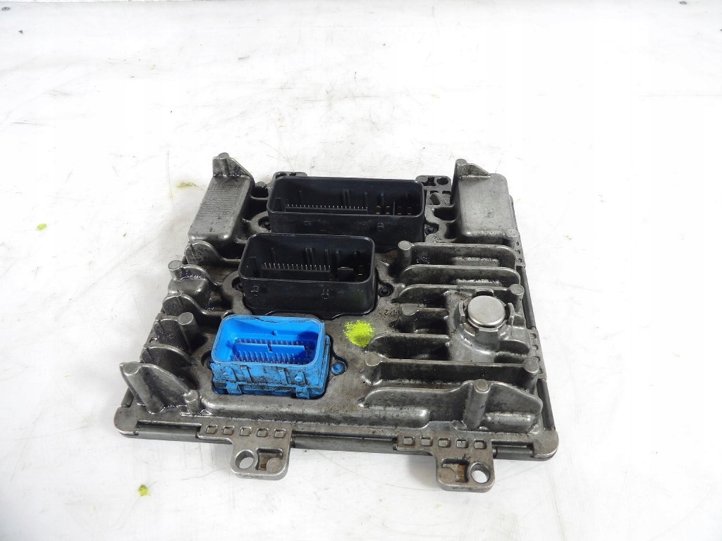 OPEL ASTRA K 1.6CDTI control unit of the engine 55501607