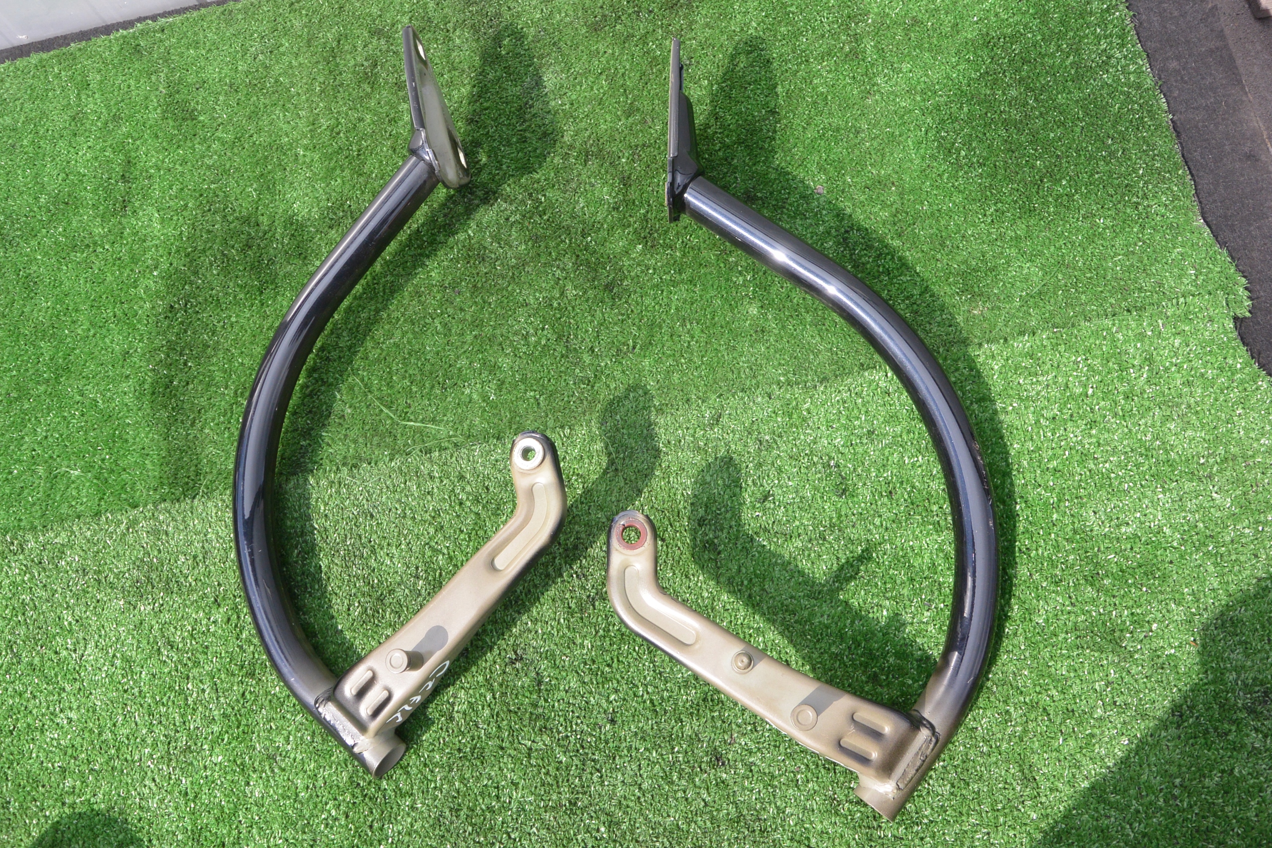 ZAWIAS KLAPY BAGAŻNIKA KPL VW PASSAT CC LIFT