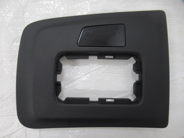 SCENIC IV RAMKA ZMIANY BIEGOW AUTOMAT EDC