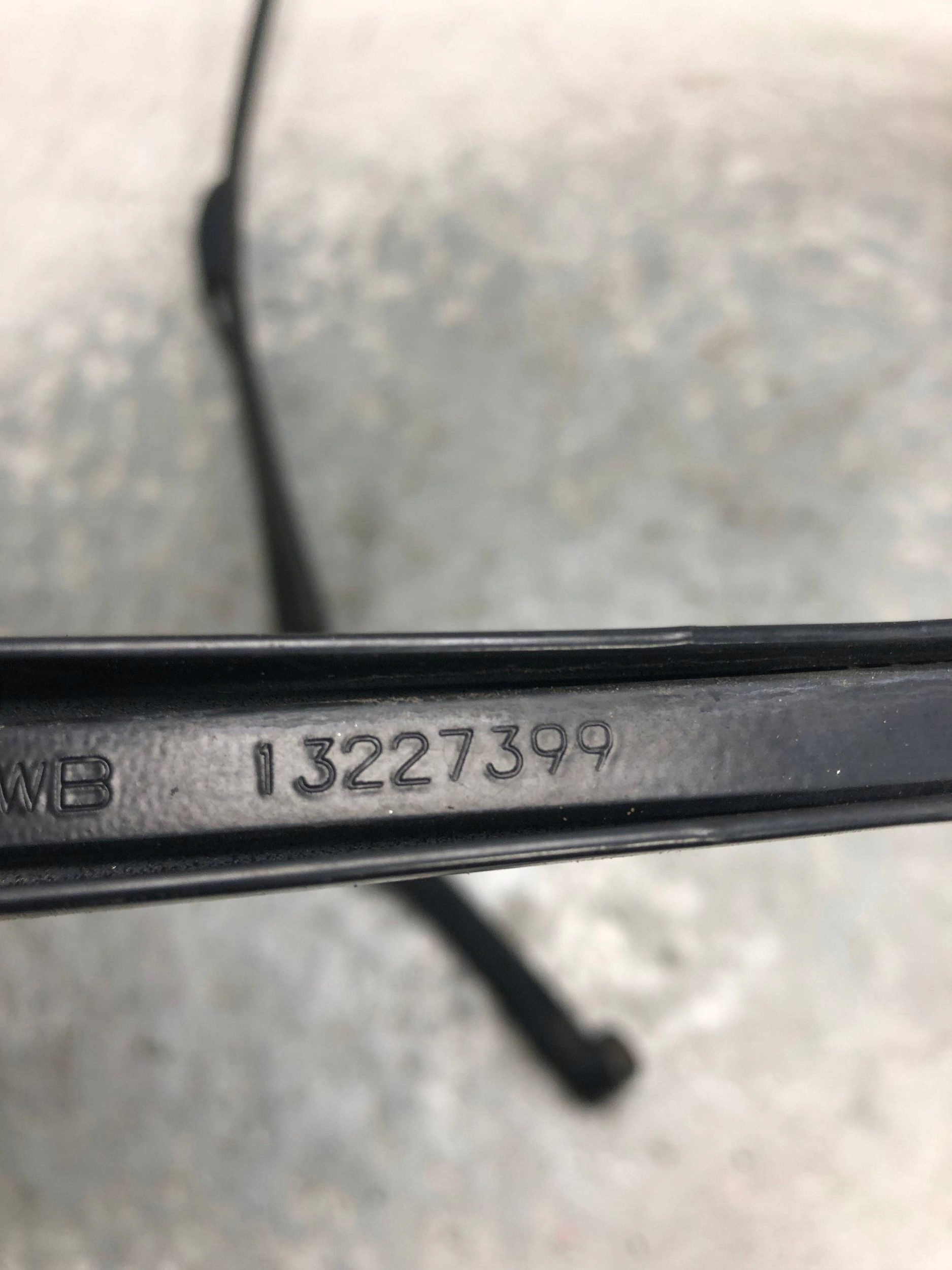 Bracci tergicristallo OPEL INSIGNIA A 13227399 13227398