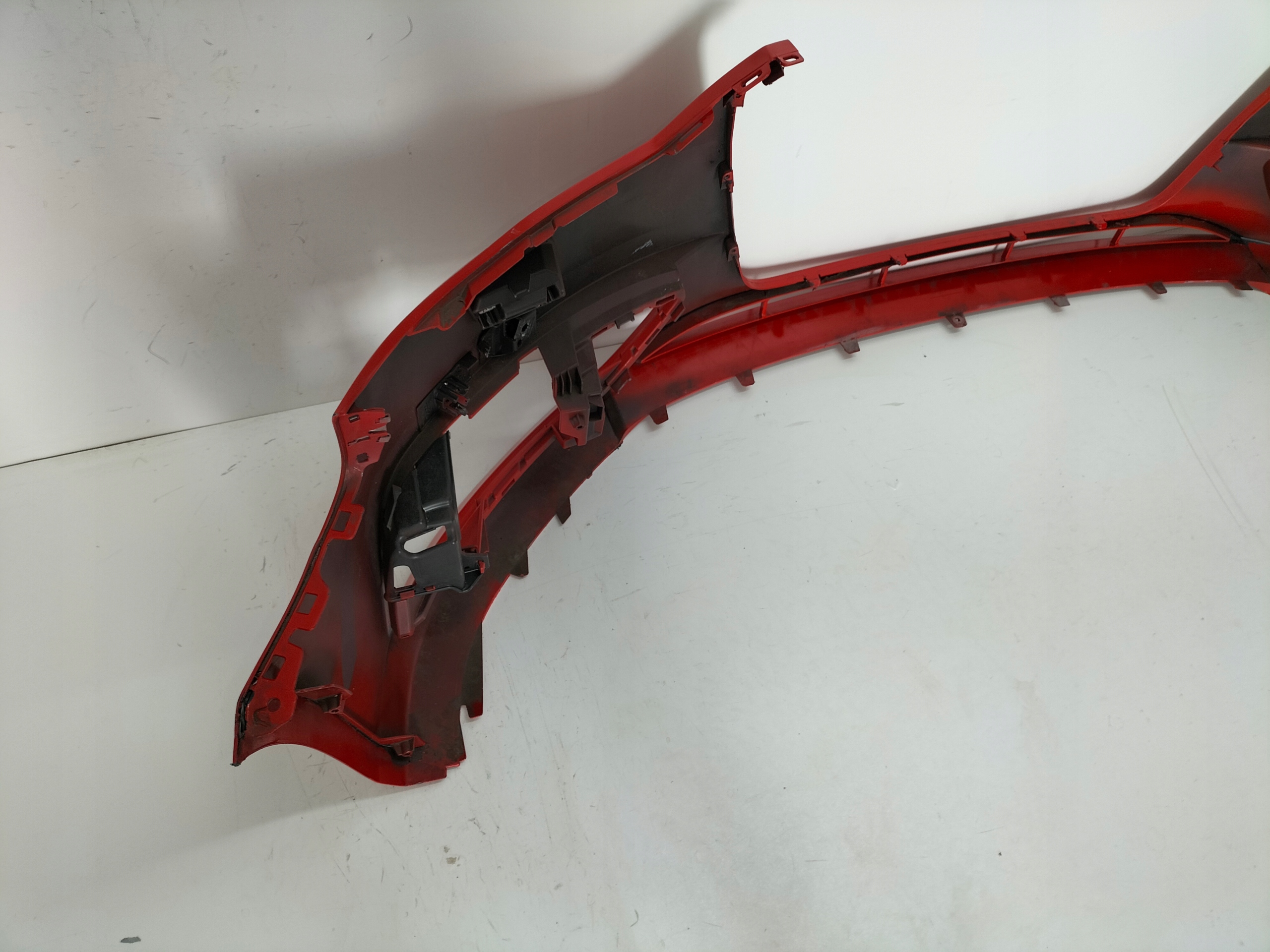 nárazník přední předek AUDI A3 8V 12-16 HB