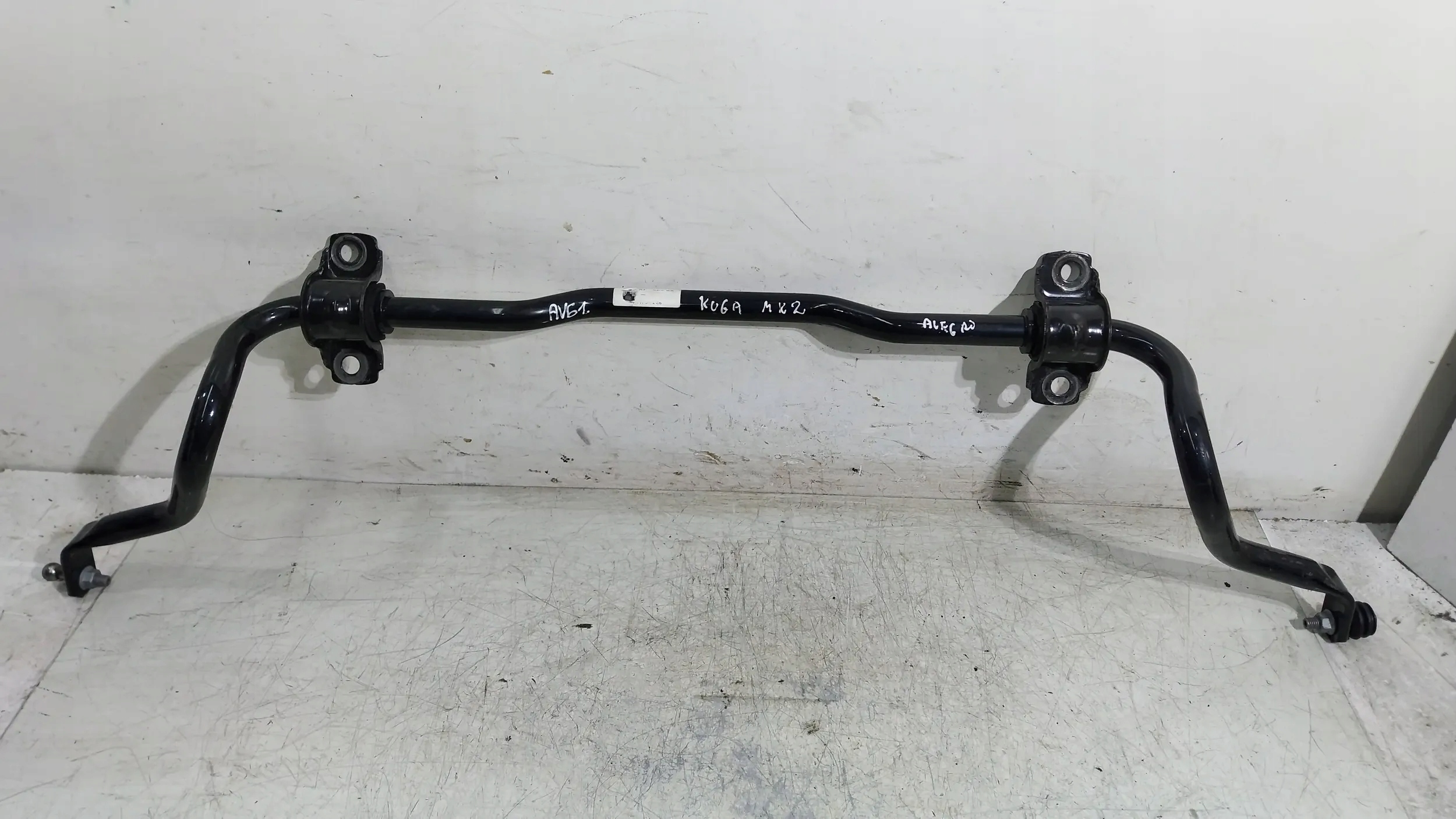 Drążek stabilizatora AV615488AA Ford Kuga MK2 AWD