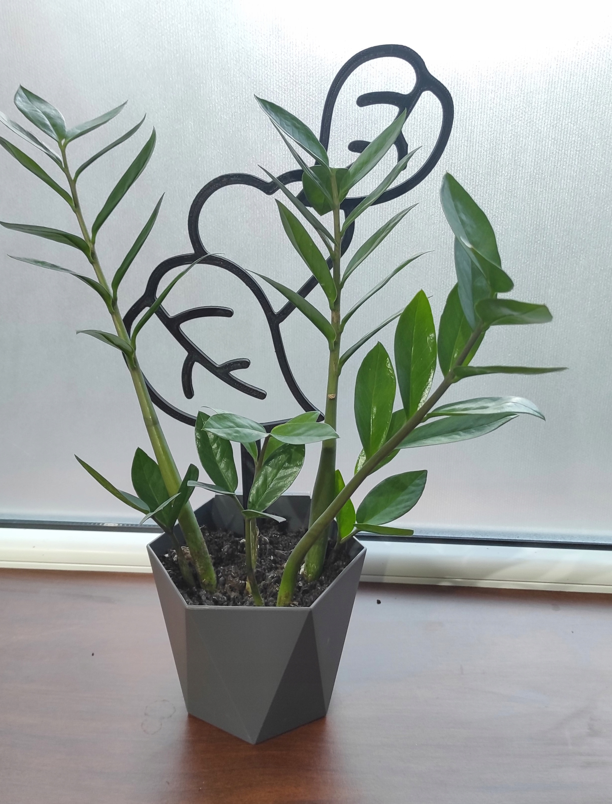 PODPÓRKA KWIATÓW ROŚLIN PERGOLA SERCE LIŚĆ 37cm Wysokość produktu 37 cm