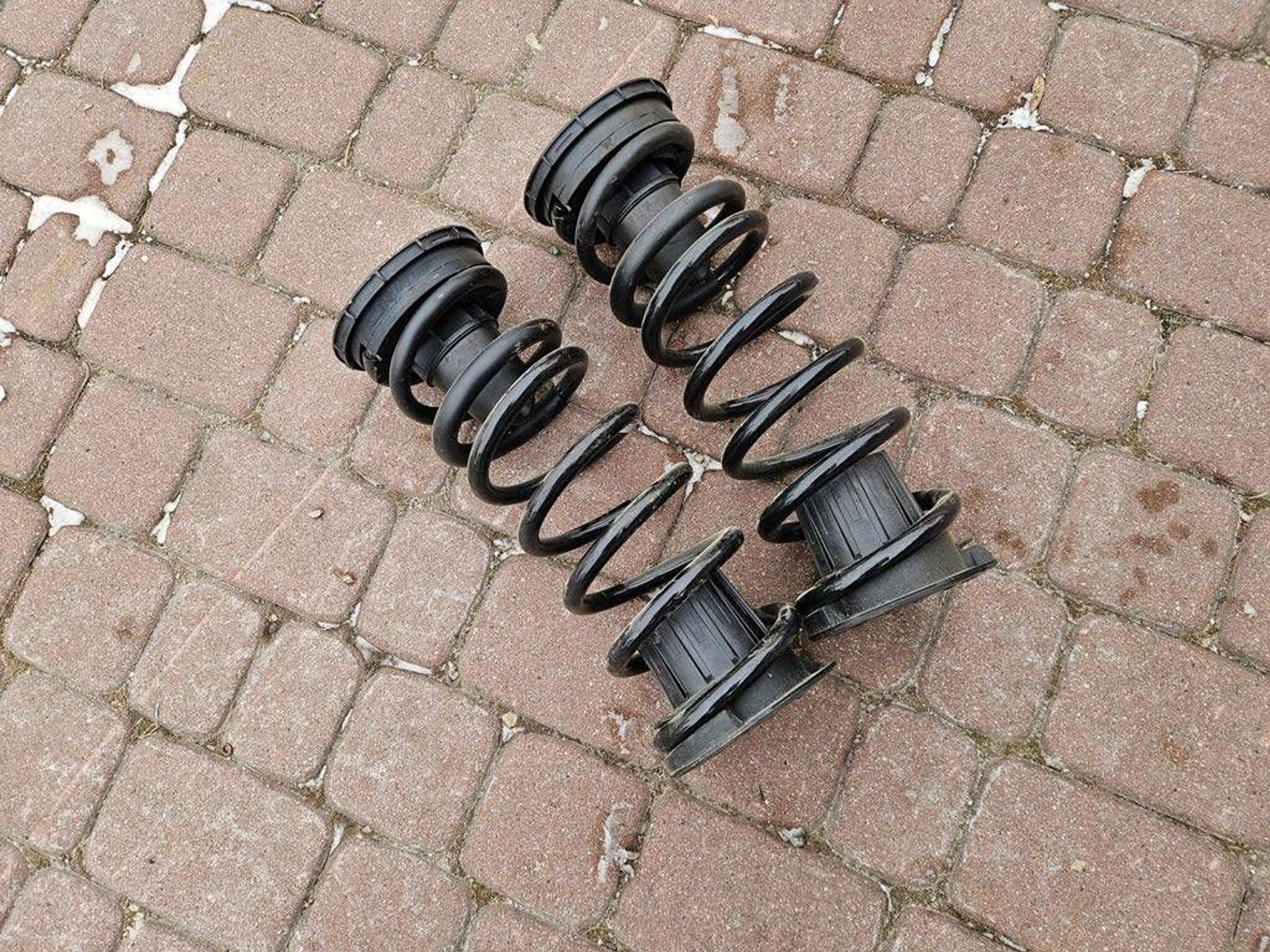 Komplet sprezyn tylnych PROACE CITY Berlingo Combo E Rifter 5339