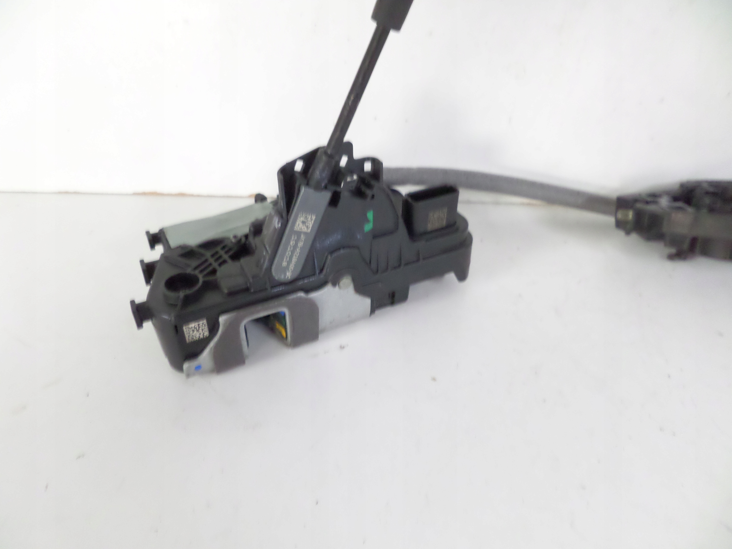 lock door rear part right FORD FOCUS MK4 18