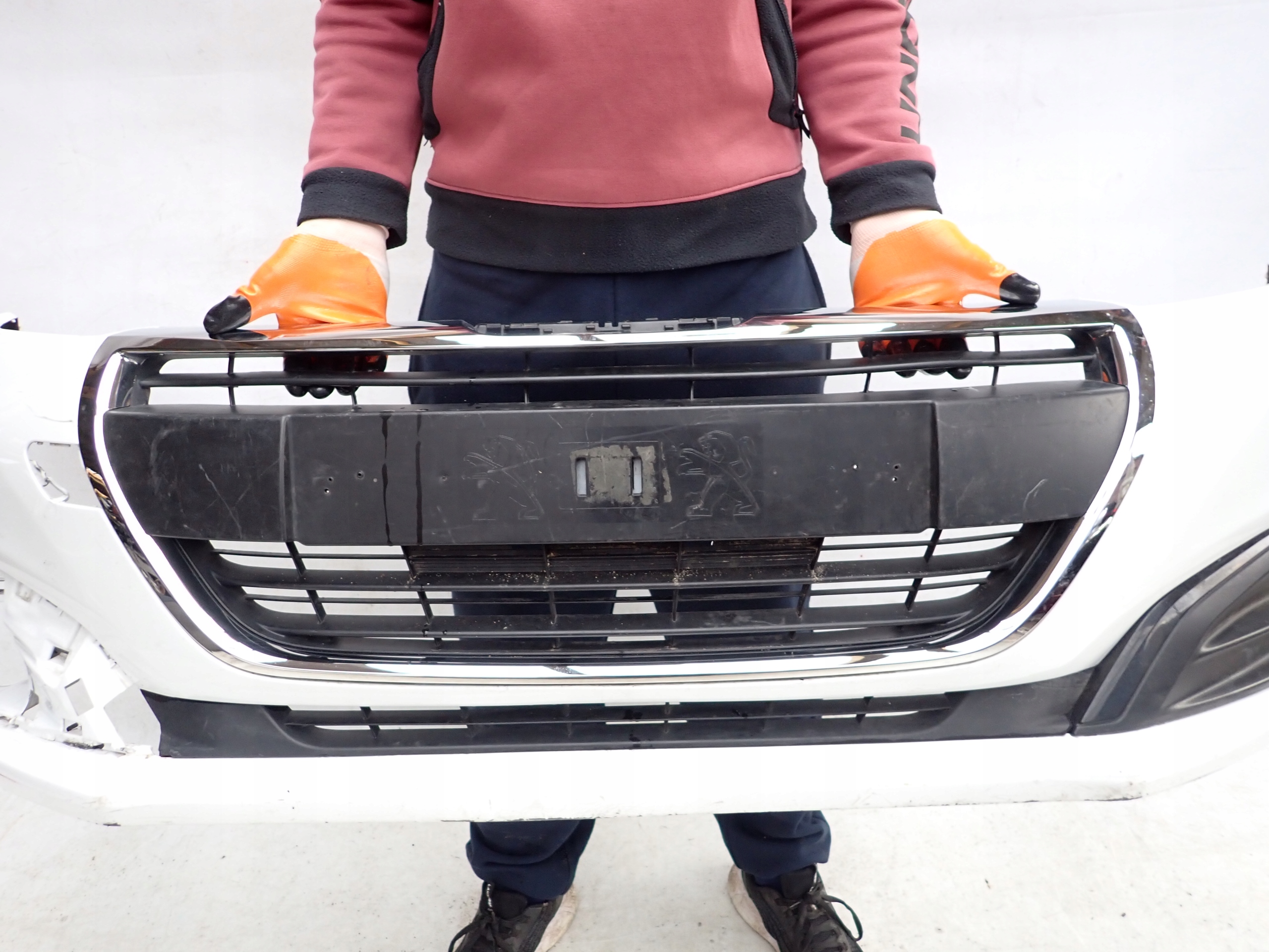 PEUGEOT 208 and LIFT 15- bumper front front