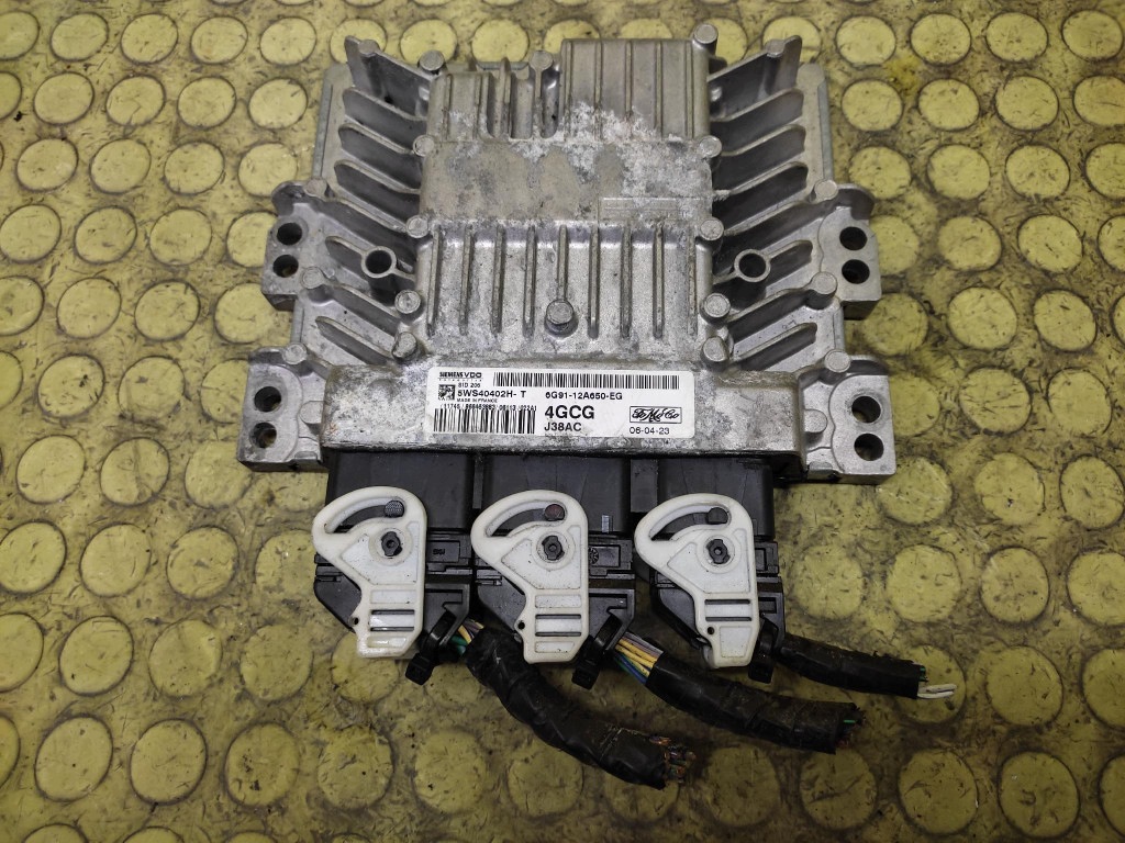 FORD C-MAX unité de commande électronique uce moteur 6G9112A650EG