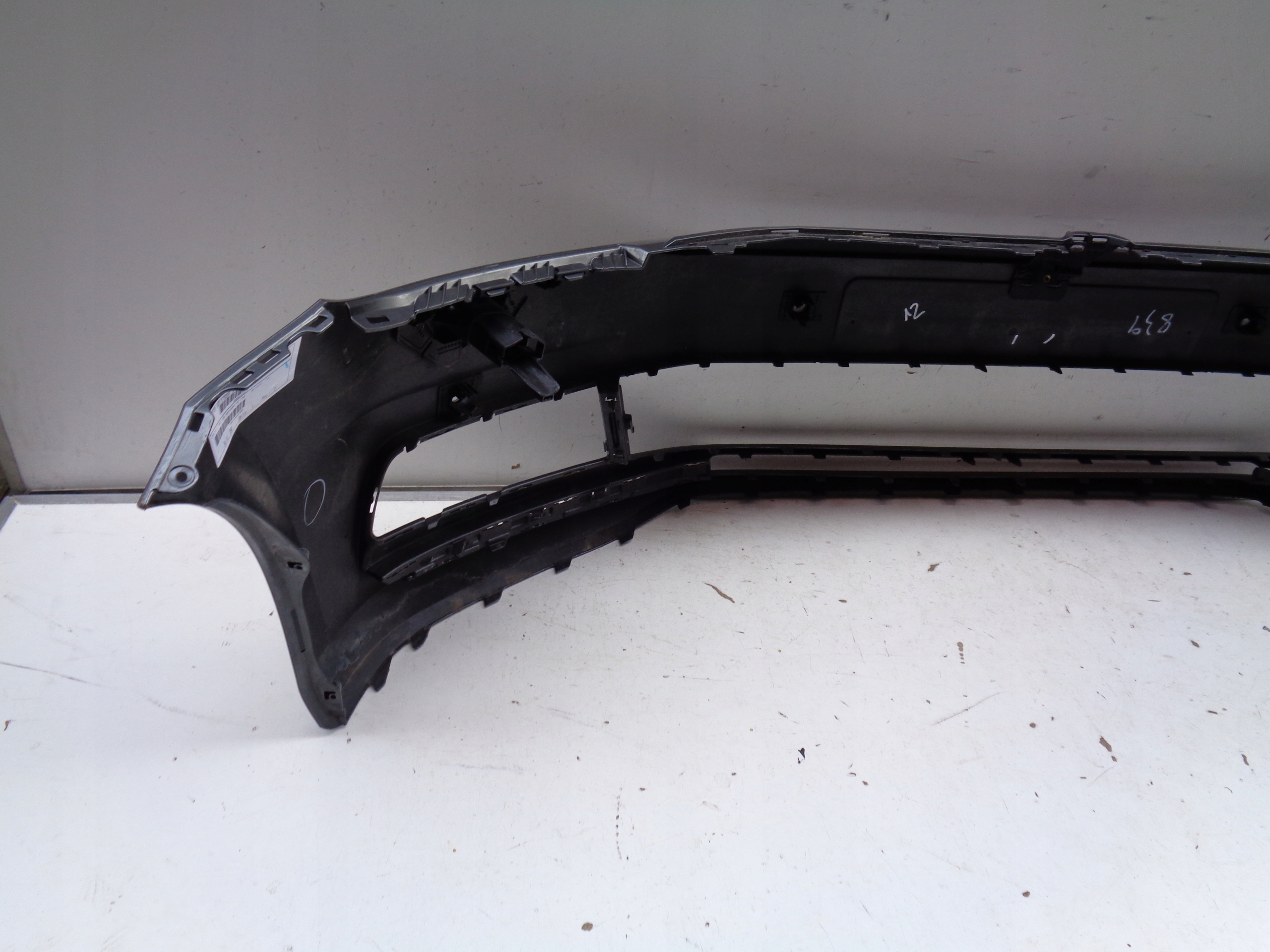 front bumper VW TOURAN 5TA 16- NR 40646