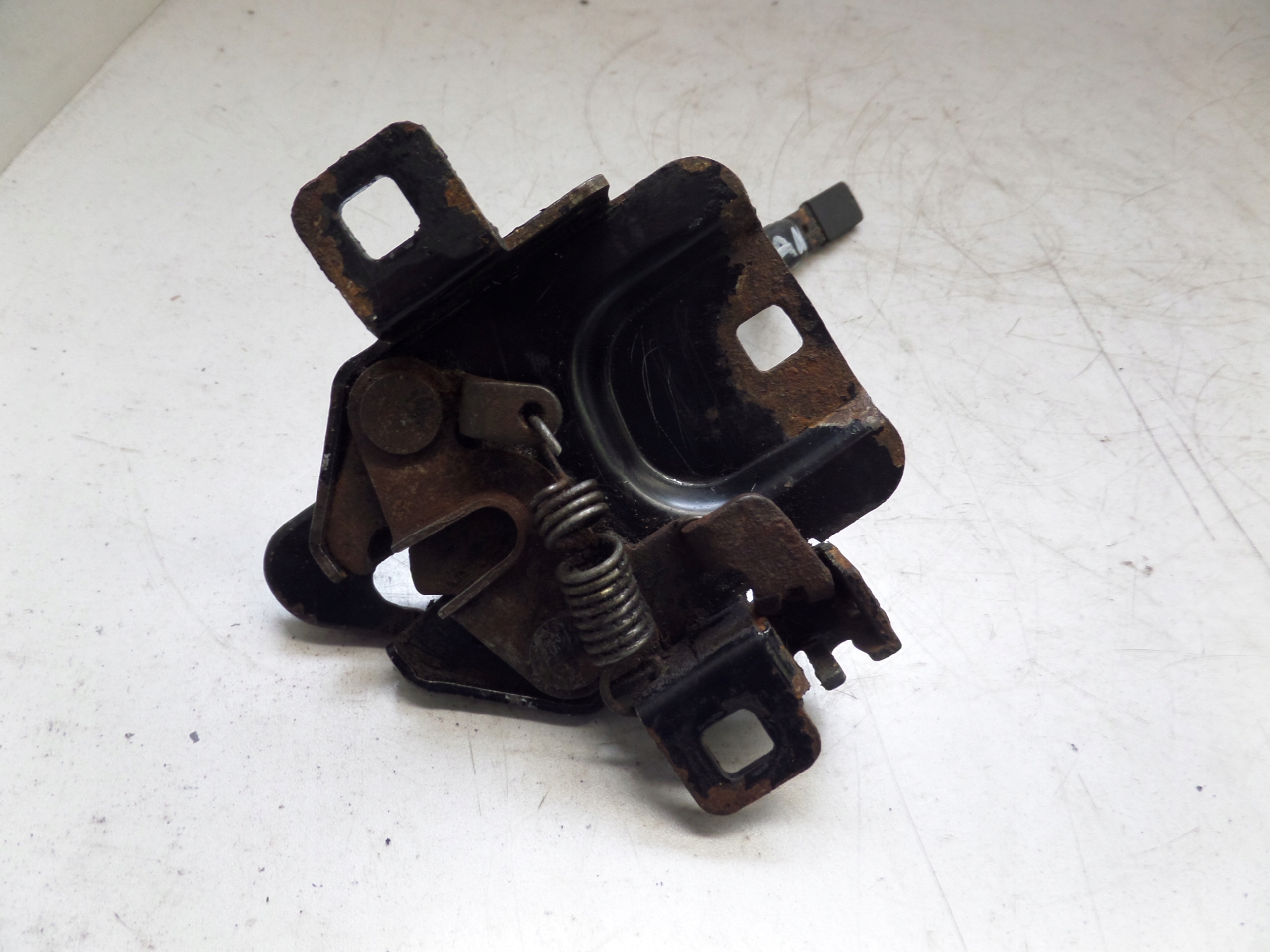 bonnet latch lock BRILLIANCE BS6 821700100
