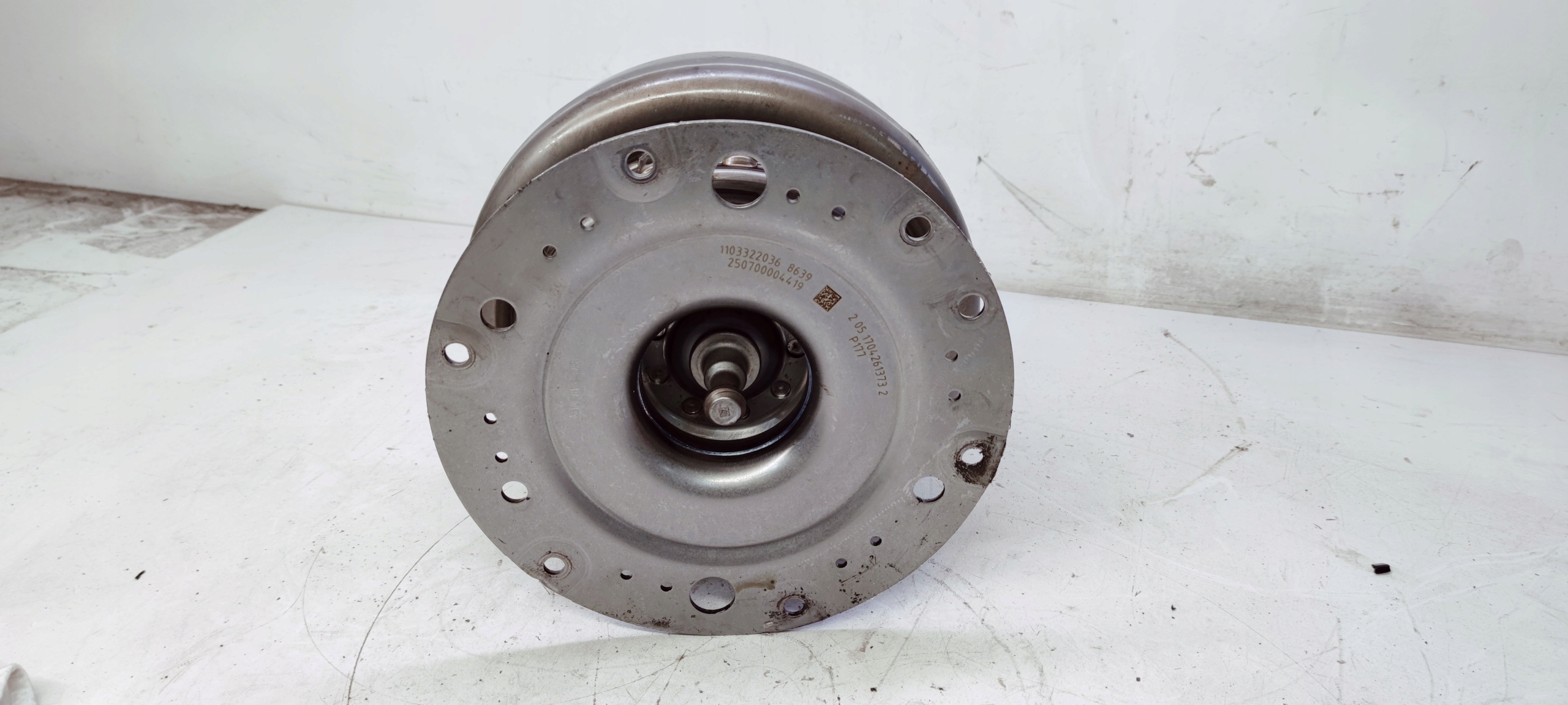 kvačilo hidromjenjač AUDI A4 B9 250700004419