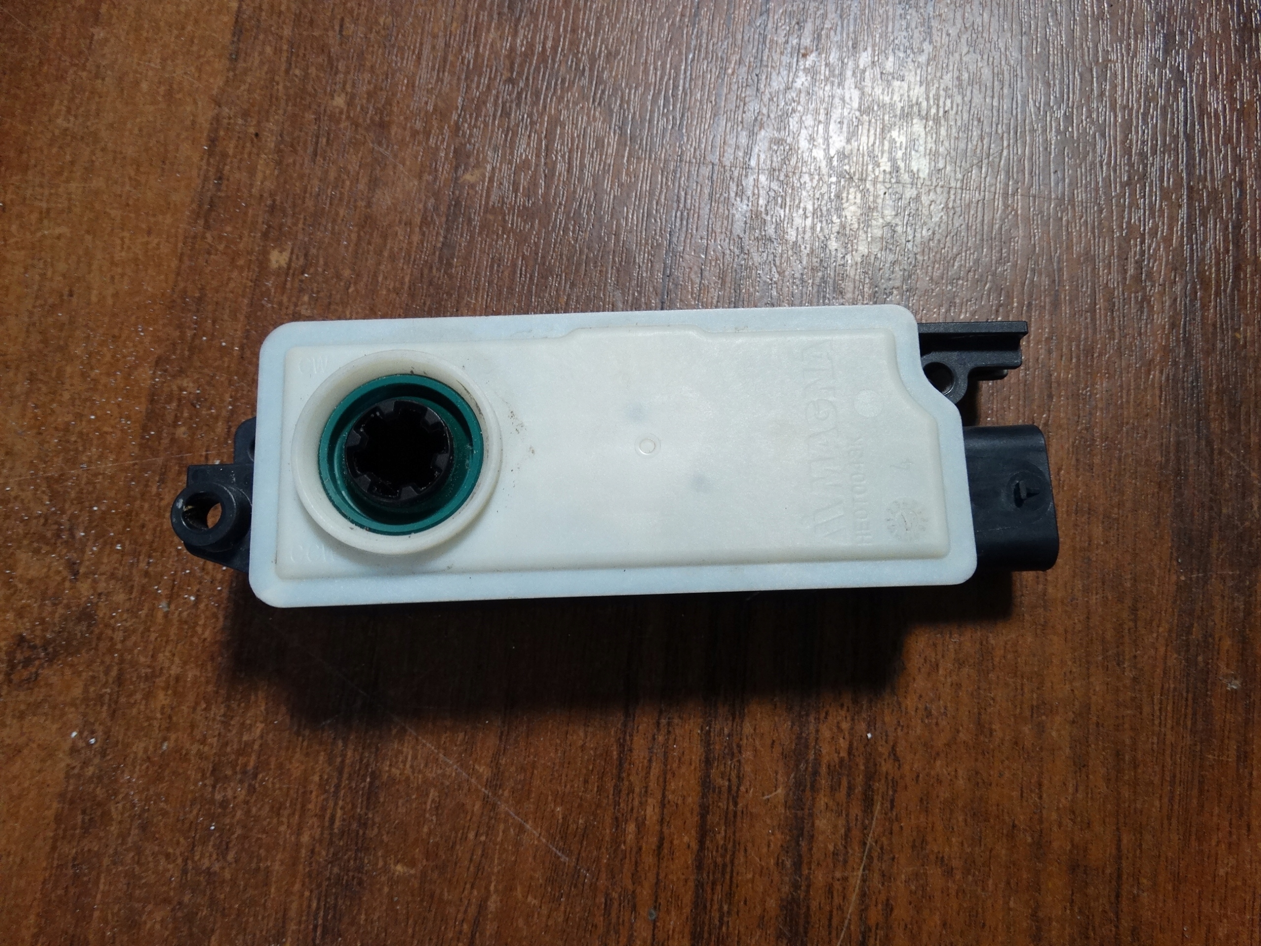 IDEALNY MOTOR ROLETY BMW G11 G82 1