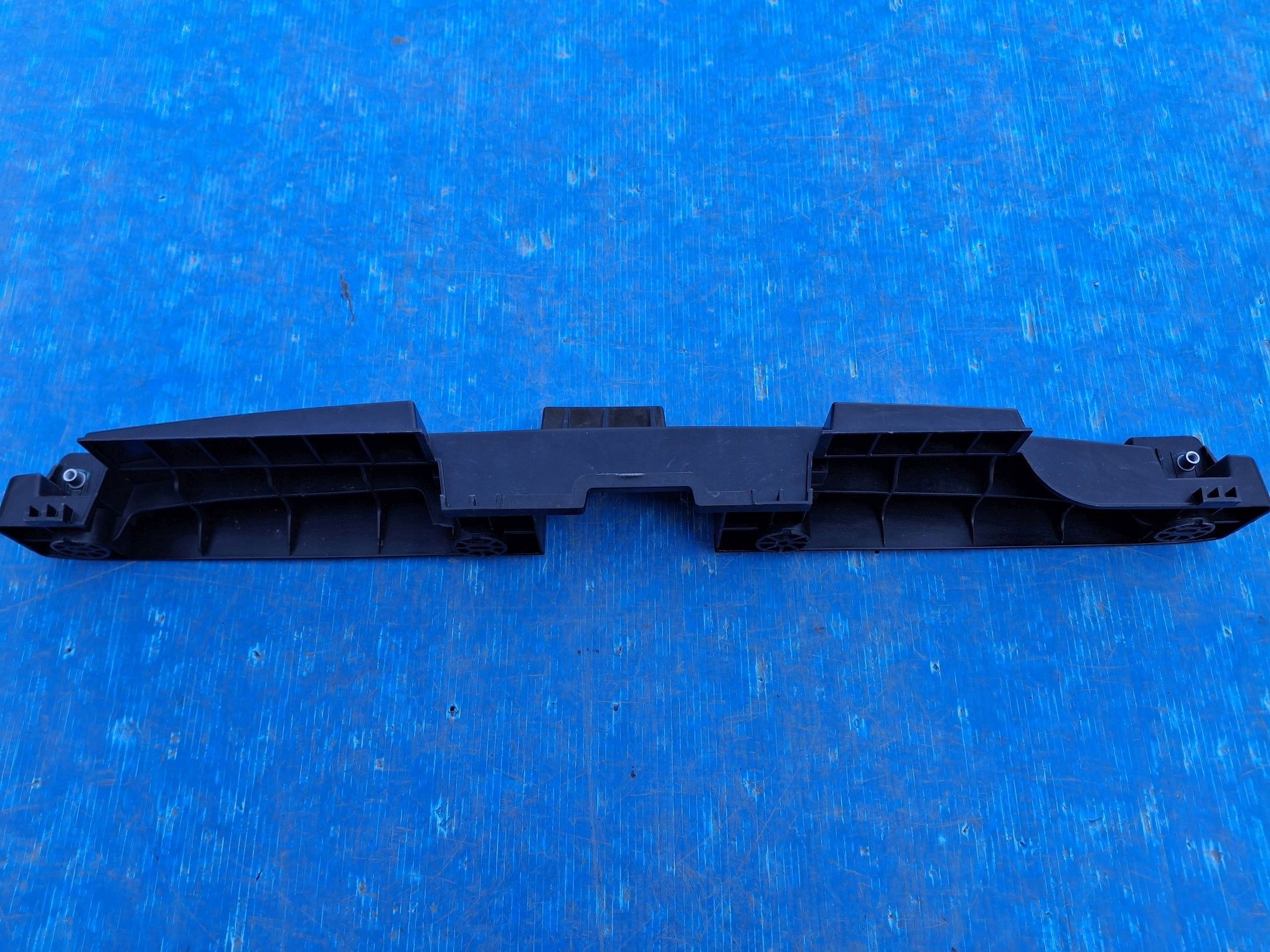 supports front upper MG 3 III 2024R->