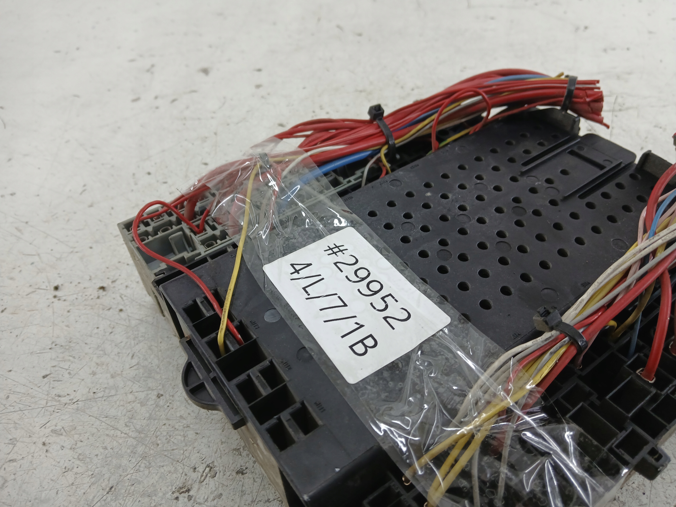VOLVO V70 II Module fusibles 9452773 9452772