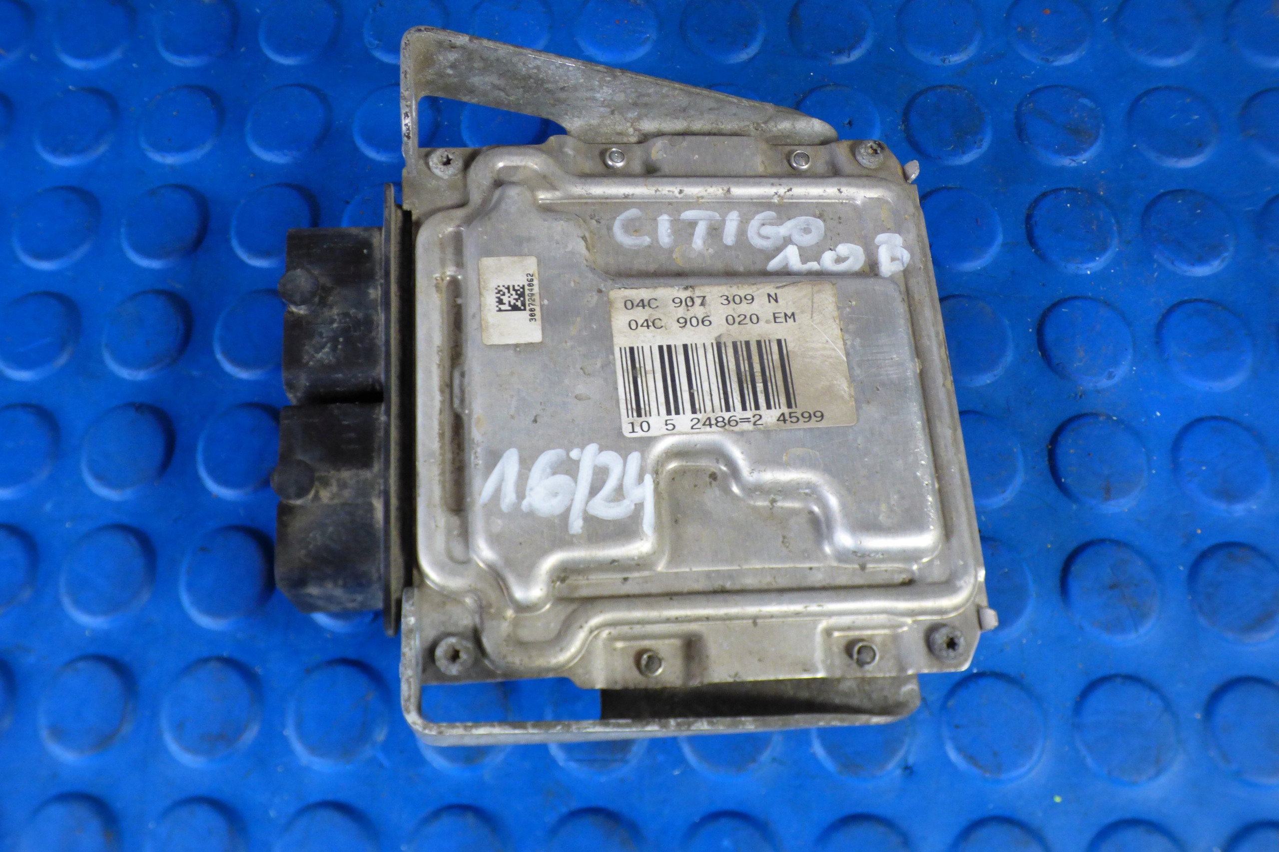 computer control unit of the engine 04C907309N SKODA CITIGO 1.0MPI