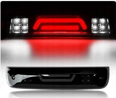 LAMPA STOP HALOGEN TYŁ DODGE RAM 09-18 CZARNA