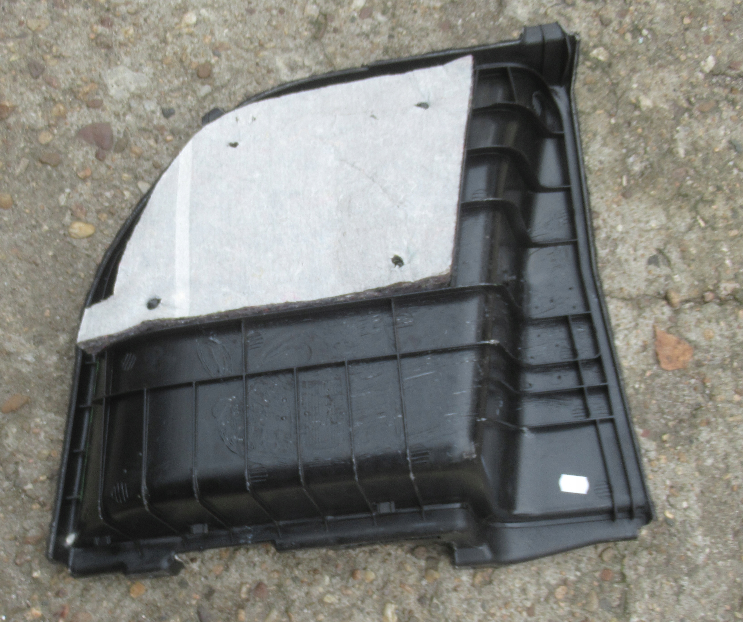 BMW E91 2.0 B 07R kofferrraumverkleidung rechts