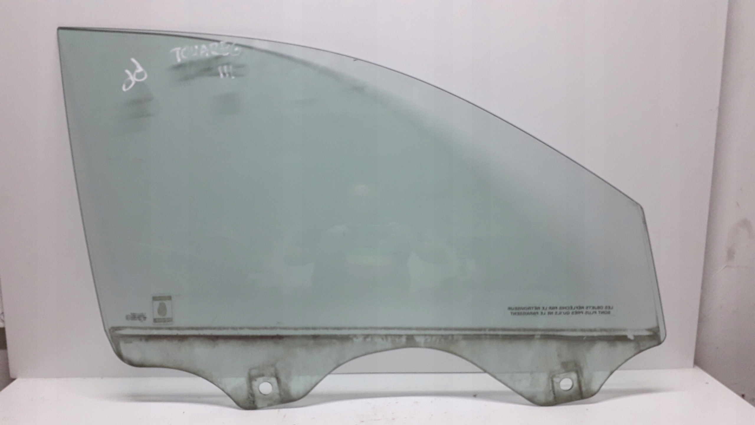 S1 - VW TOUAREG 7L 02-ПРАВОЕ ВЕТРОВОЕ СТЕКЛО ..3