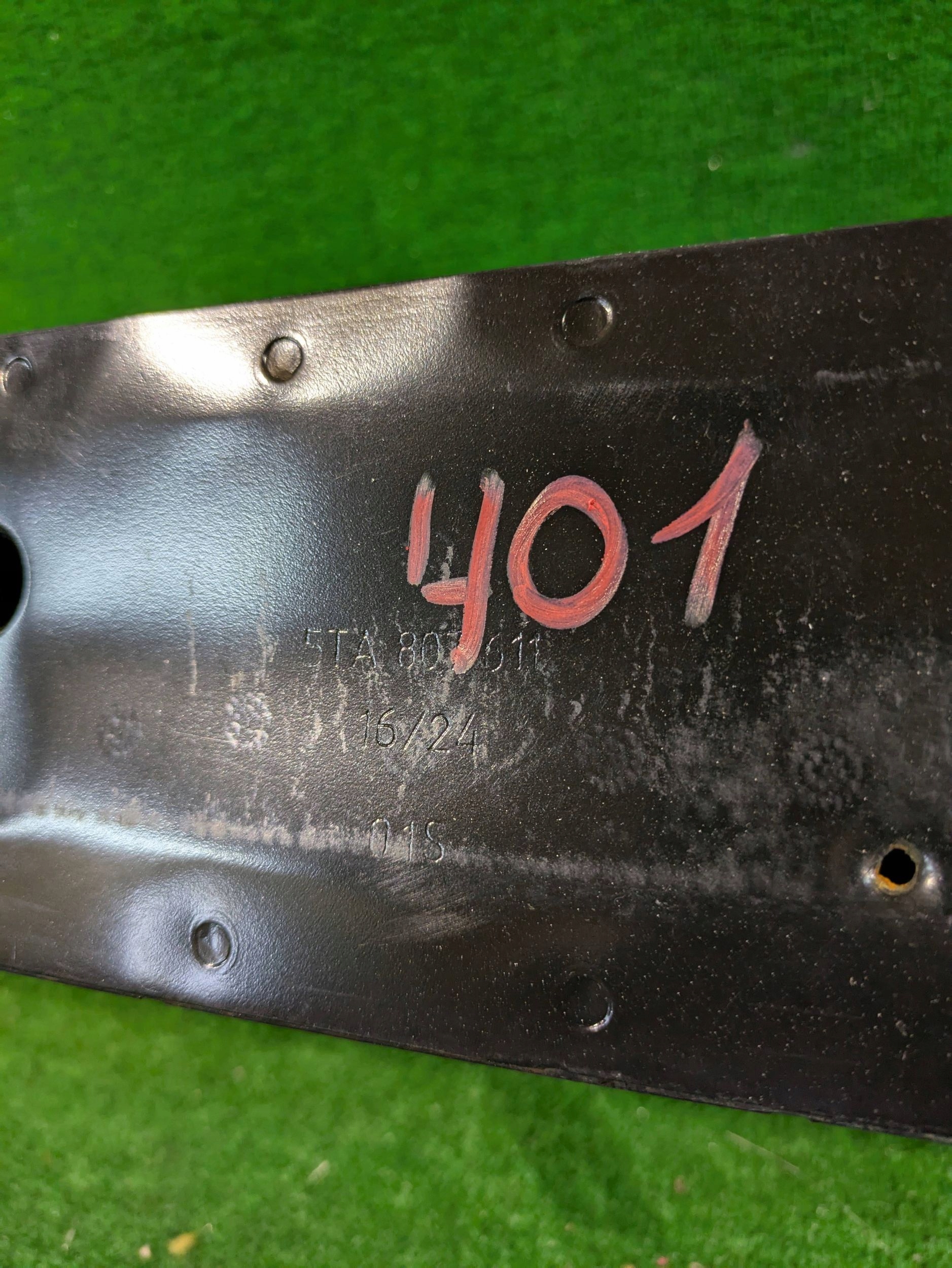 bumper support front VW TOURAN 5TA 15- NR.401