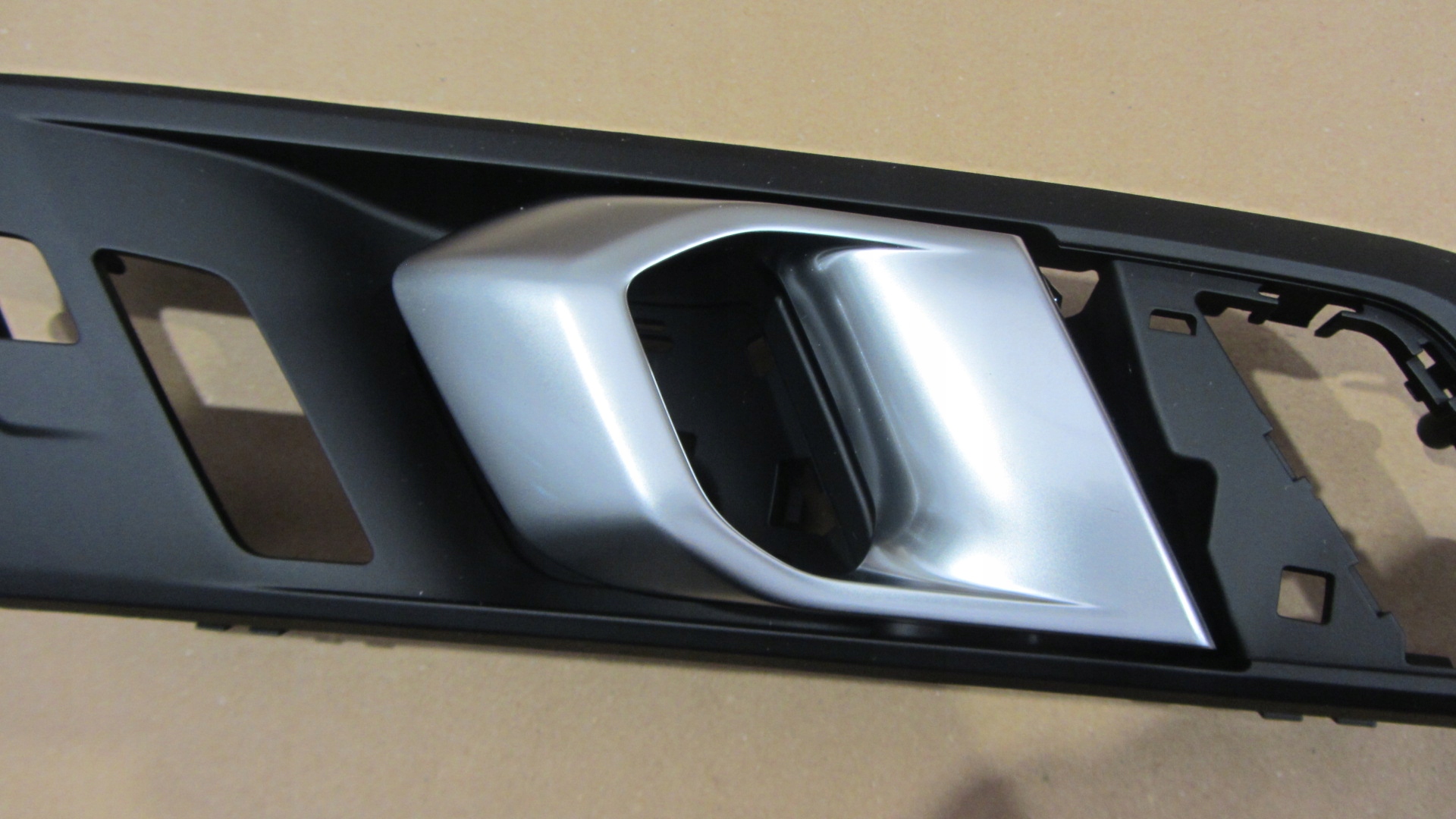 BMW X5 G05 G06 G07 handle inner right CHROM 51216997810 6997810