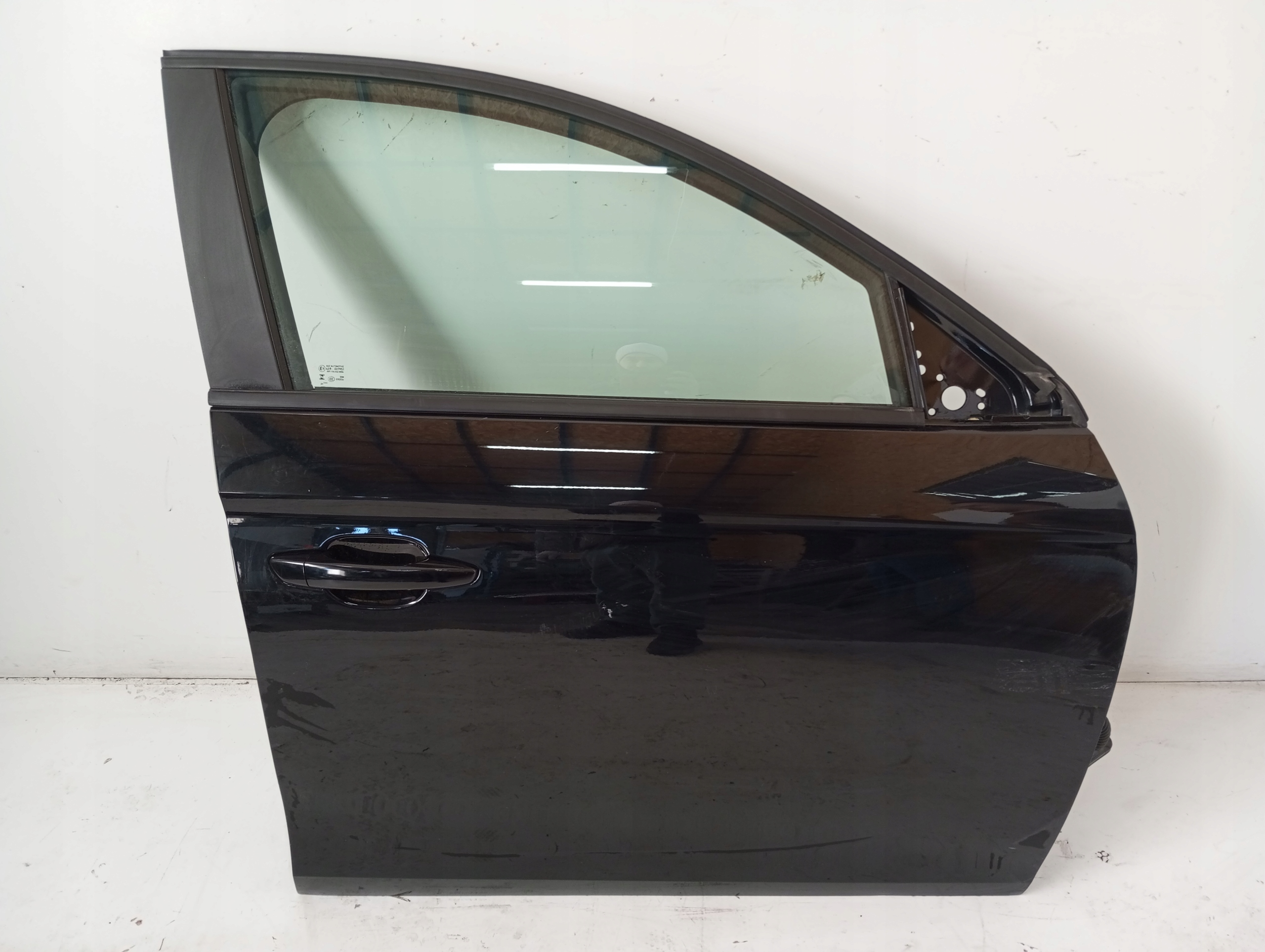 door right front OPEL CORSA F 23R