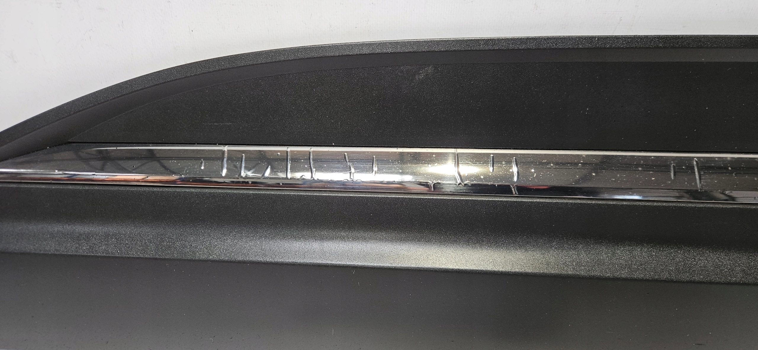 moulding door left front RENAULT KOLEOS II 17- original 808217185R
