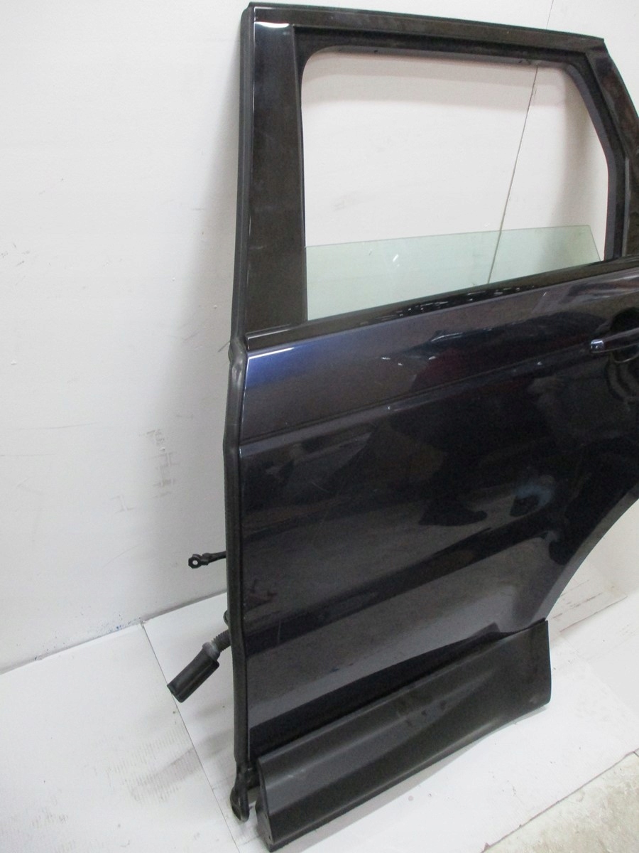 door RANGE ROVER SPORT left rear.