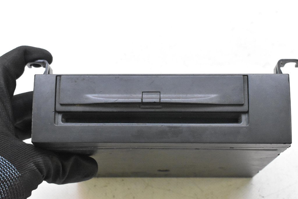 CARICATORE CD PLYT CD 8633680 VOLVO XC90 1 e 02-06