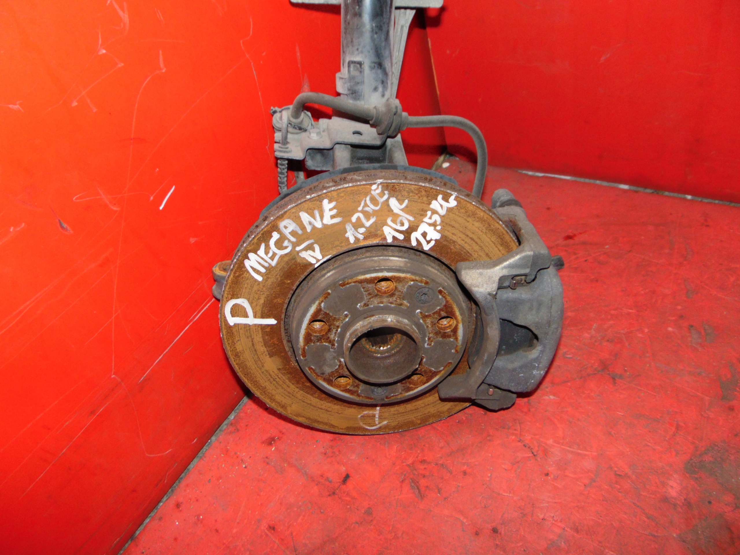 RENAULT MEGANE 4 IV 1.2 TCE swing shock absorber McPherson right 130KM