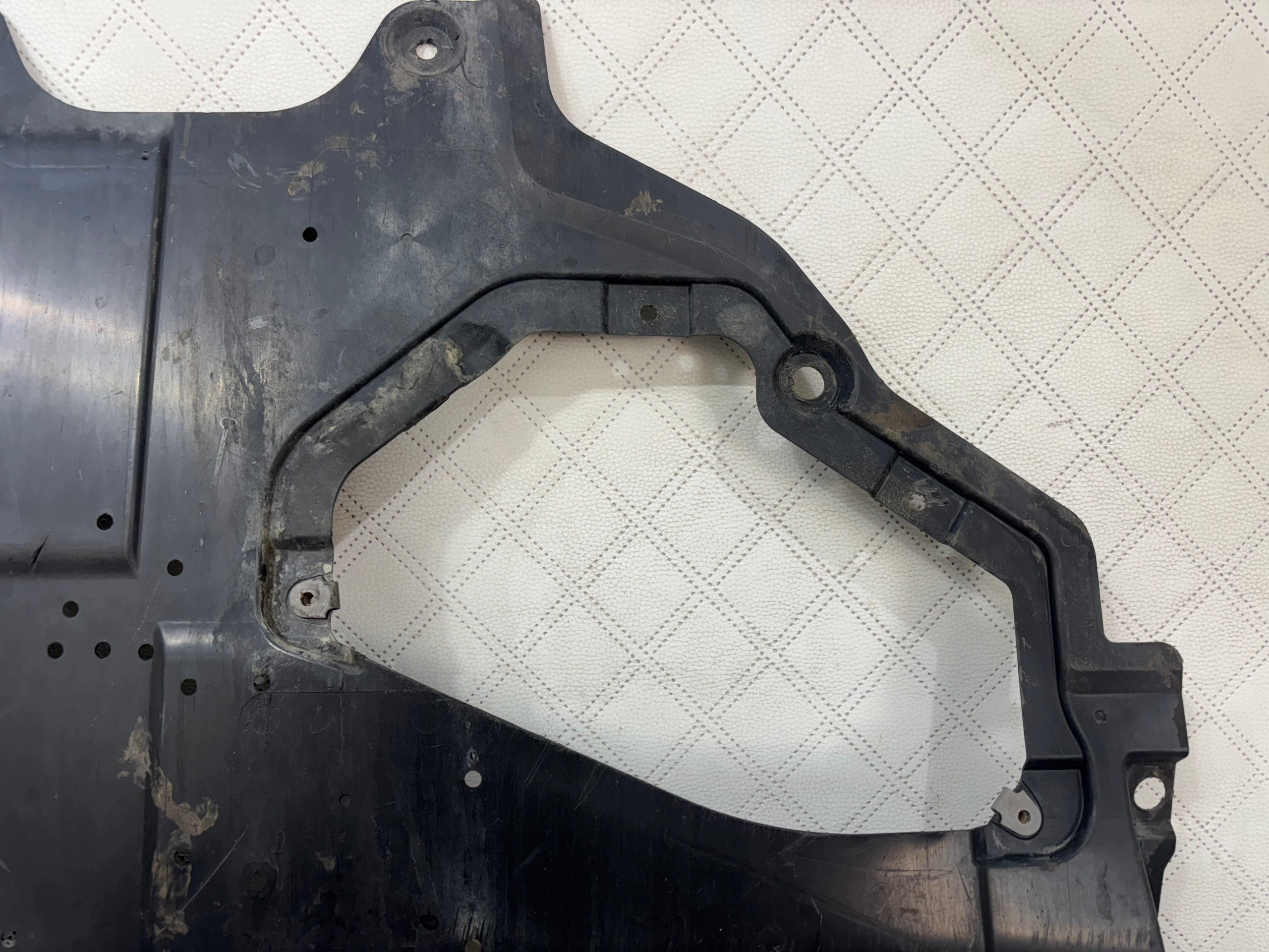 MAZDA 3 BM 13-17 2.2D cover below engine cover front GHR1K6805 OE