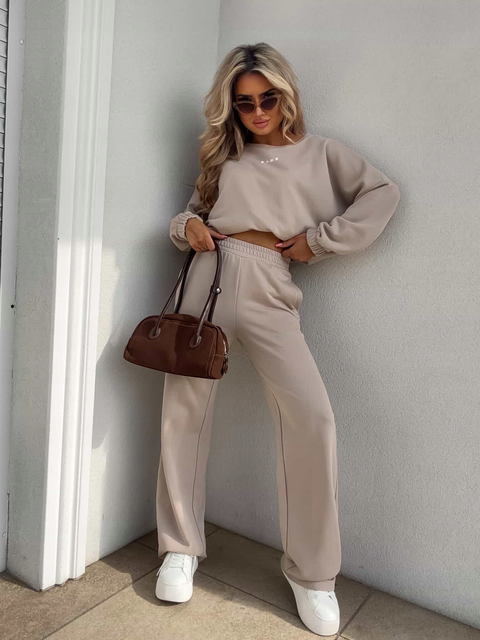 Komplet dres By Me Sydney Xs beżowy spodnie bluza