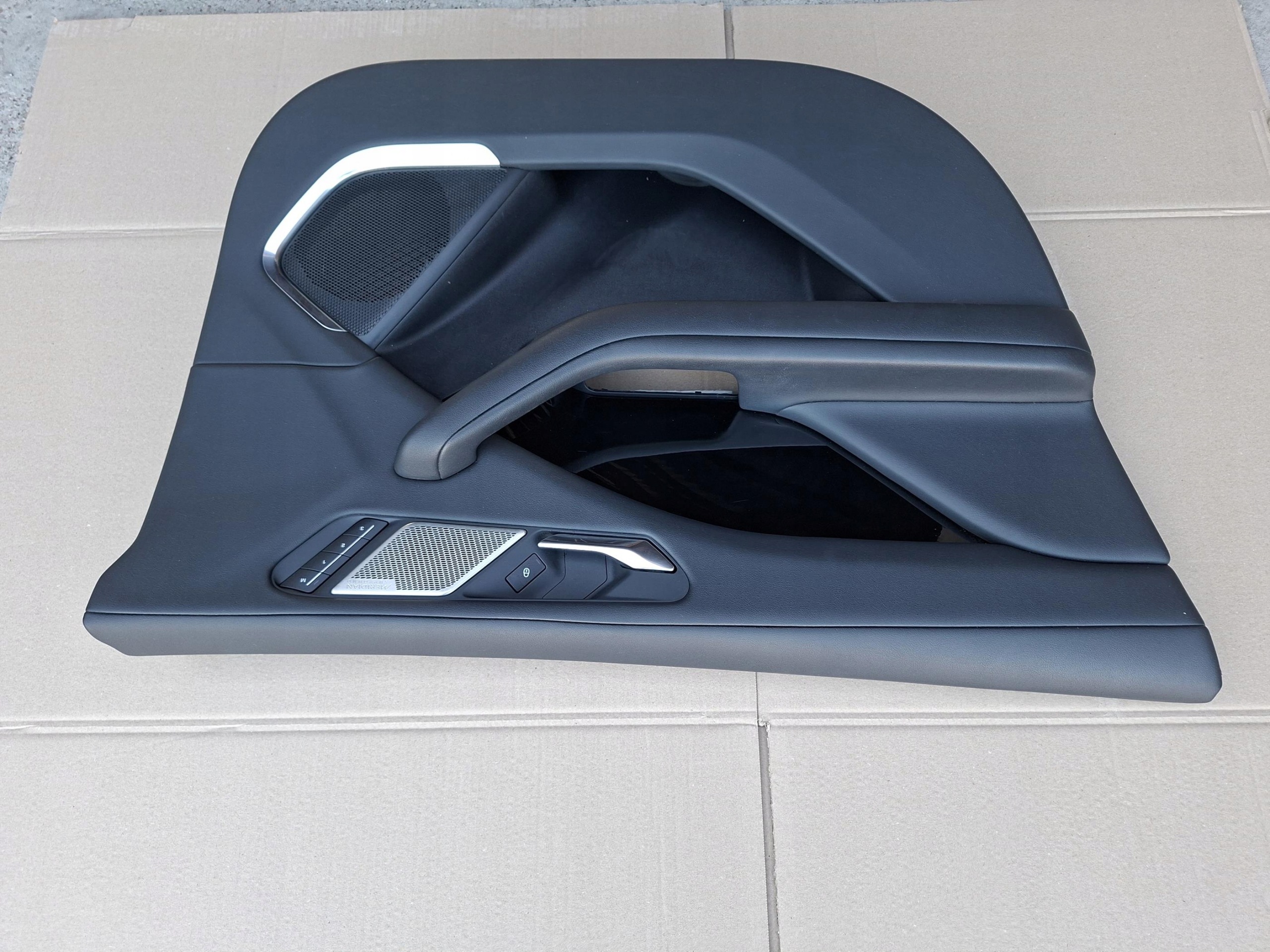 side door front front left upholstery JAGUAR and-PACE X590 EV400