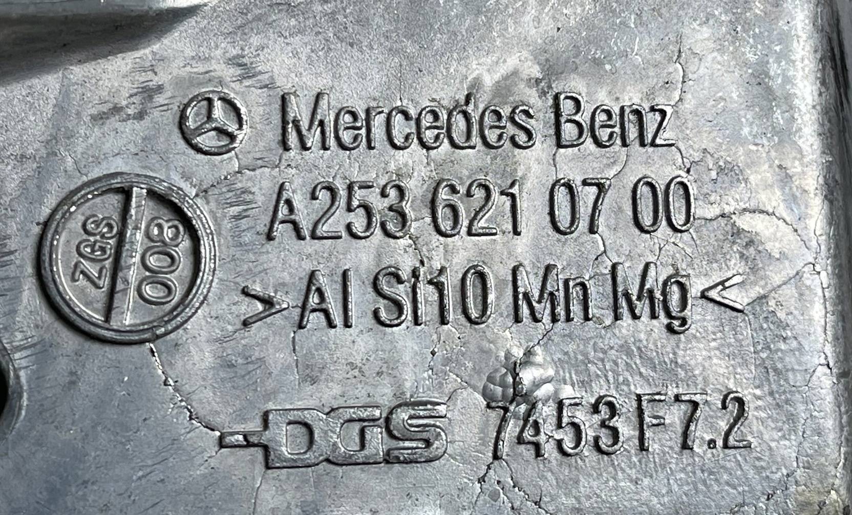 MERCEDES GLC W253 wall support OKULAR right A2536210700