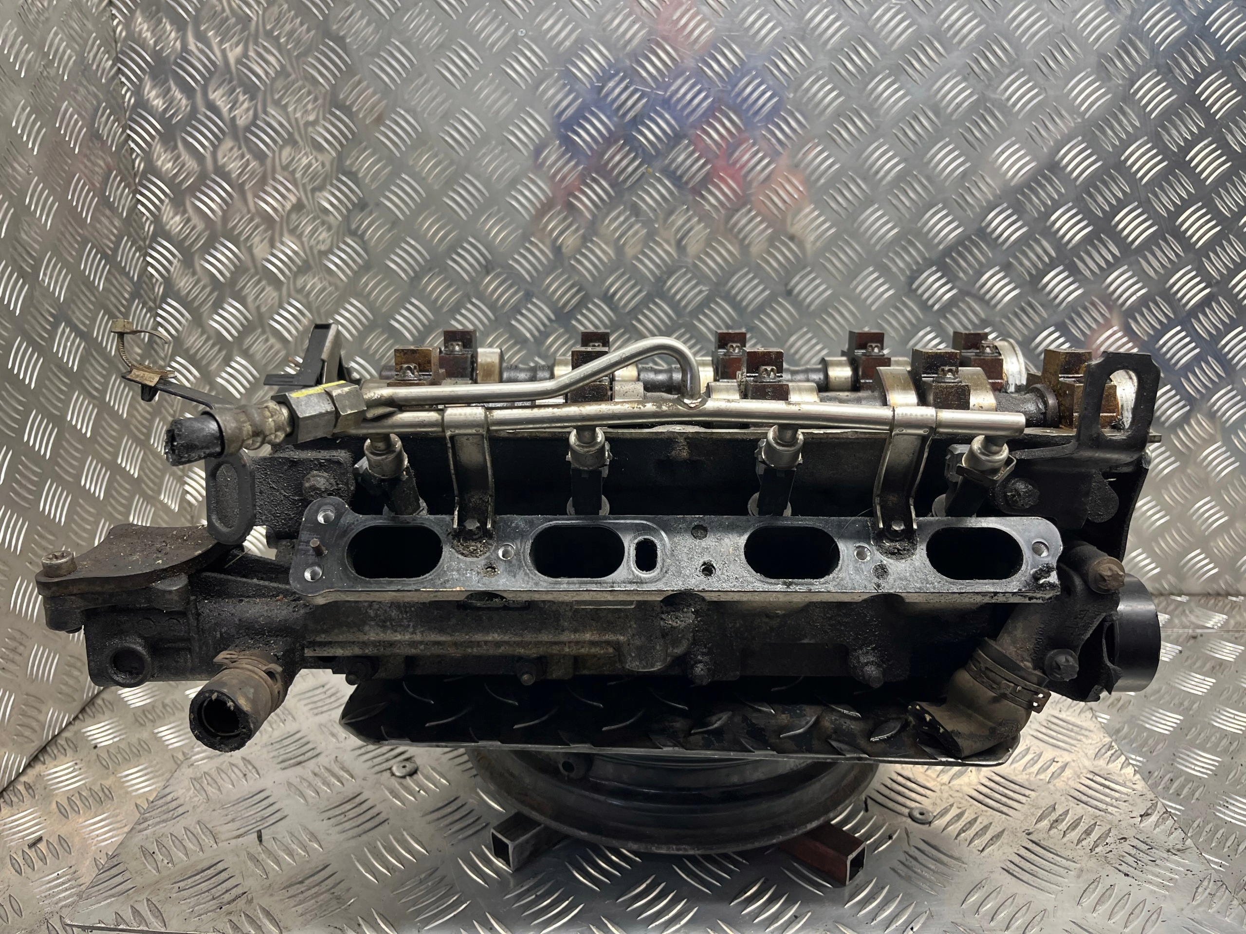 tête du moteur complète OPEL MERIVA A 13106674