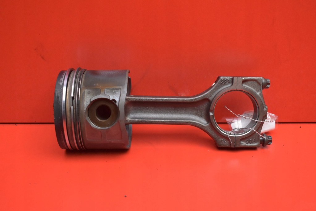 piston connecting rod BMW X5 E53 3.0 D 184 KM 99-03