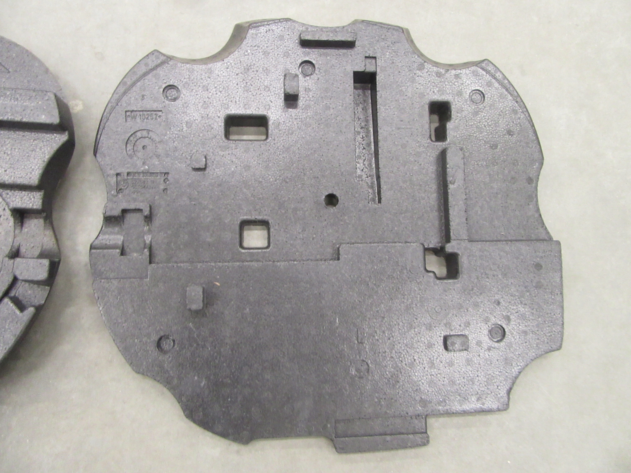 Support plaque urzadzen Roue secours garniture BMW e60 e61 Berline KOMBI