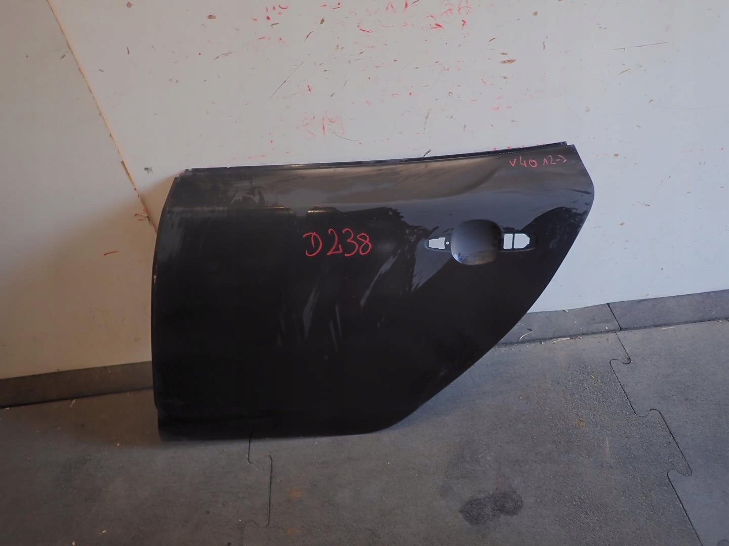 door rear part left side VOLVO V40 2012