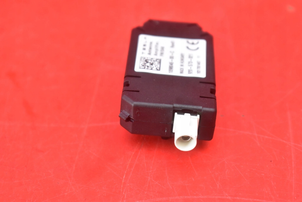 amplifier ANTENY 1098046-00-C TESLA MODEL 3 17-21