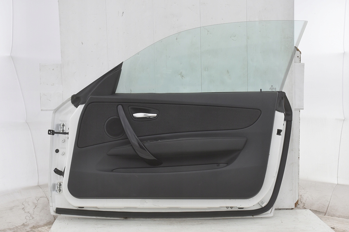 door front front right BMW 1 E81 300