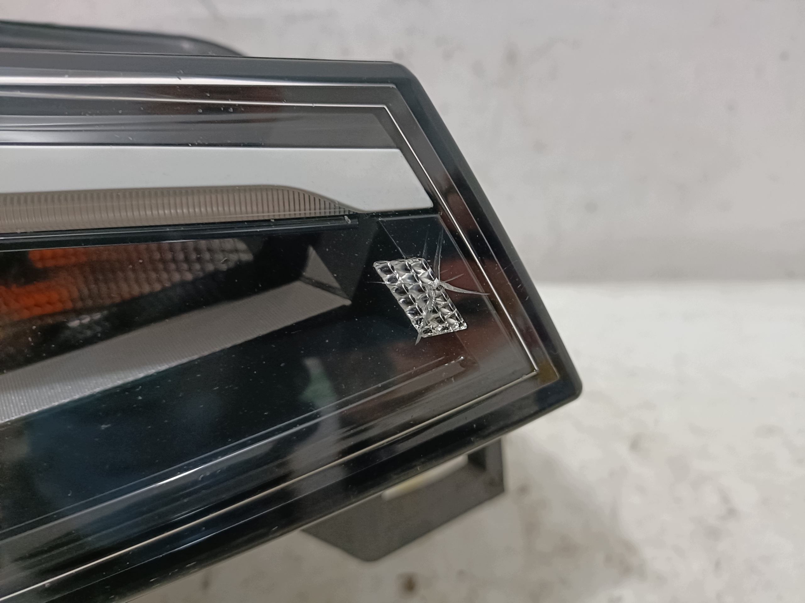VOLKSWAGEN ID.4 ID4 ID.5 ID5 20- light right front FULL LED 11B941006B