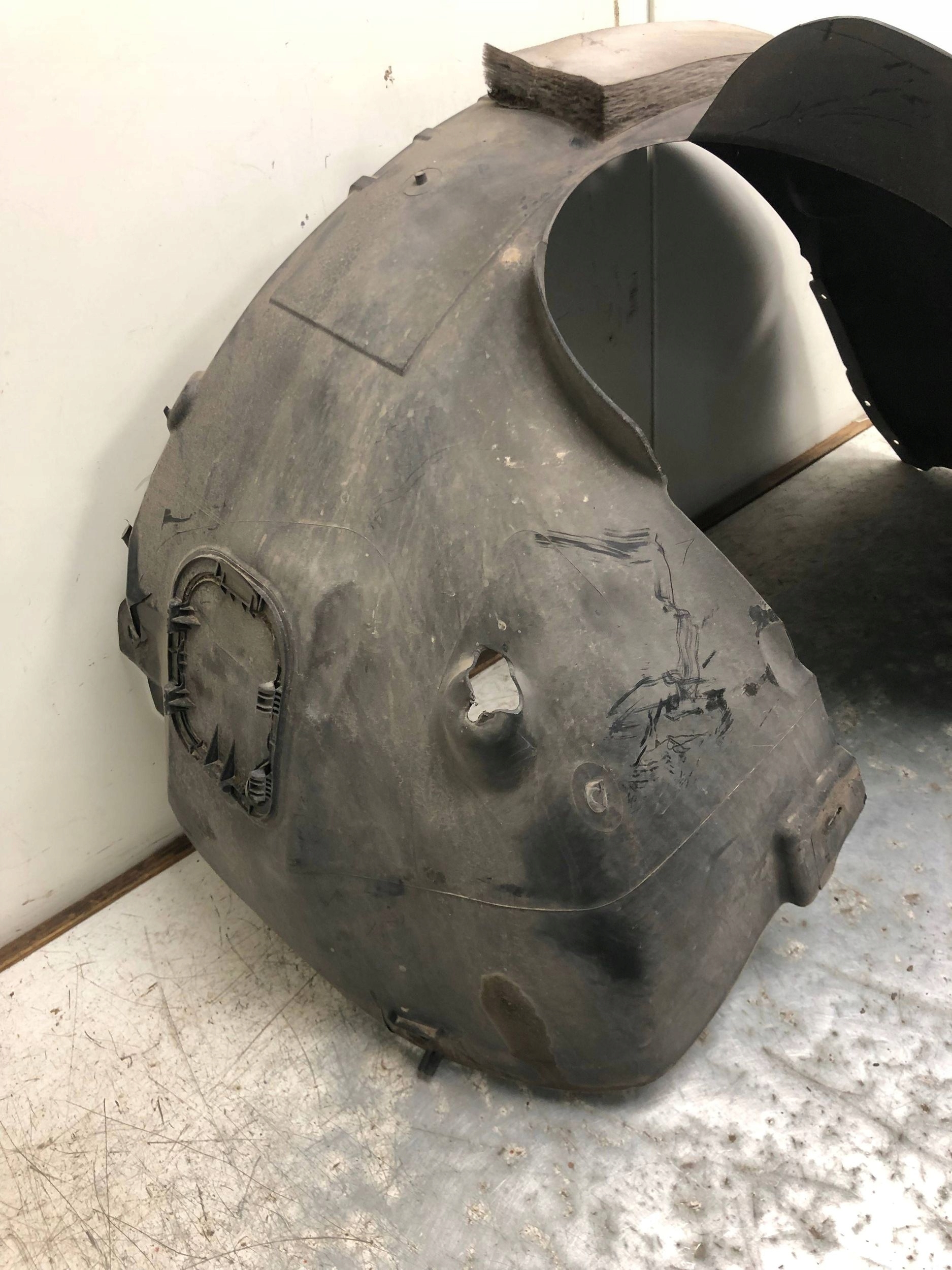 mudguard right front VW PASSAT B8 KOMBI 3G0805970F