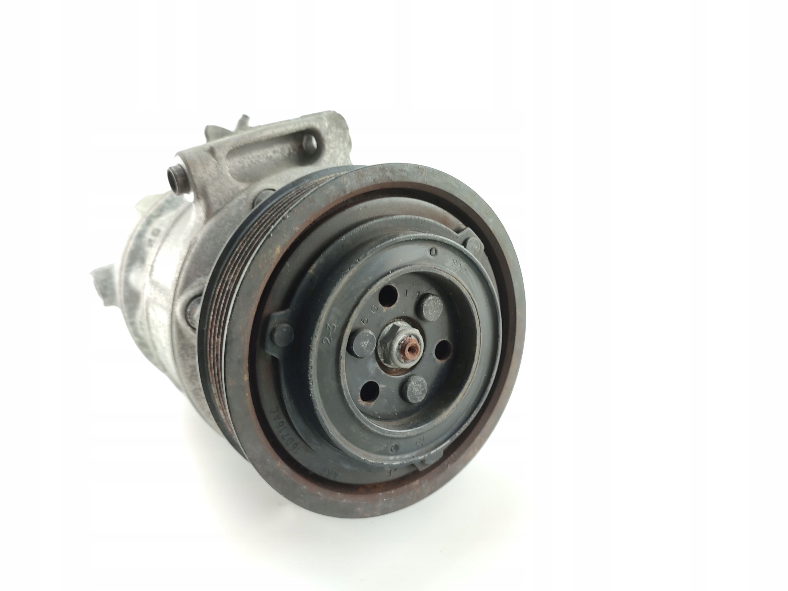 SPRĘŻARKA KOMPRESOR KLIMATYZACJI VOLVO V60 I XC60 I S60 II V40 II 31469968 Numer katalogowy części 31469968