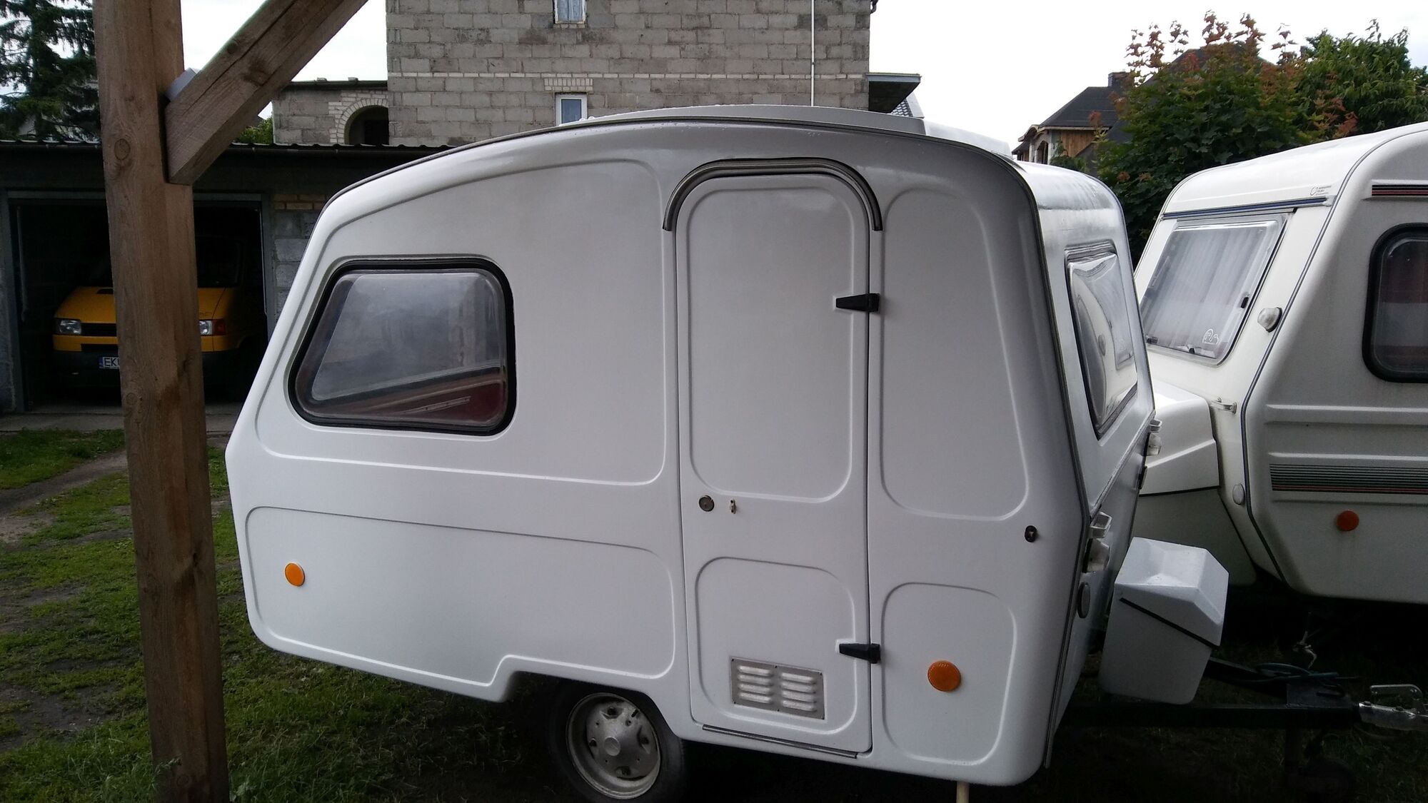 Farba poliuretanowa do przyczep kempingowych Biała Producent Sigma